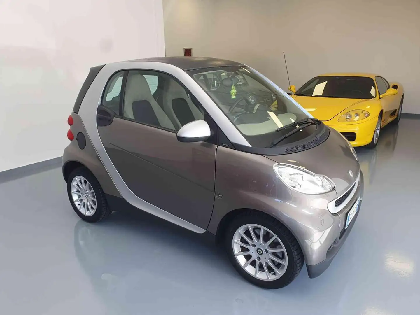 smart forTwo 1000 52 kW MHD coupé pulse Bronzo - 2