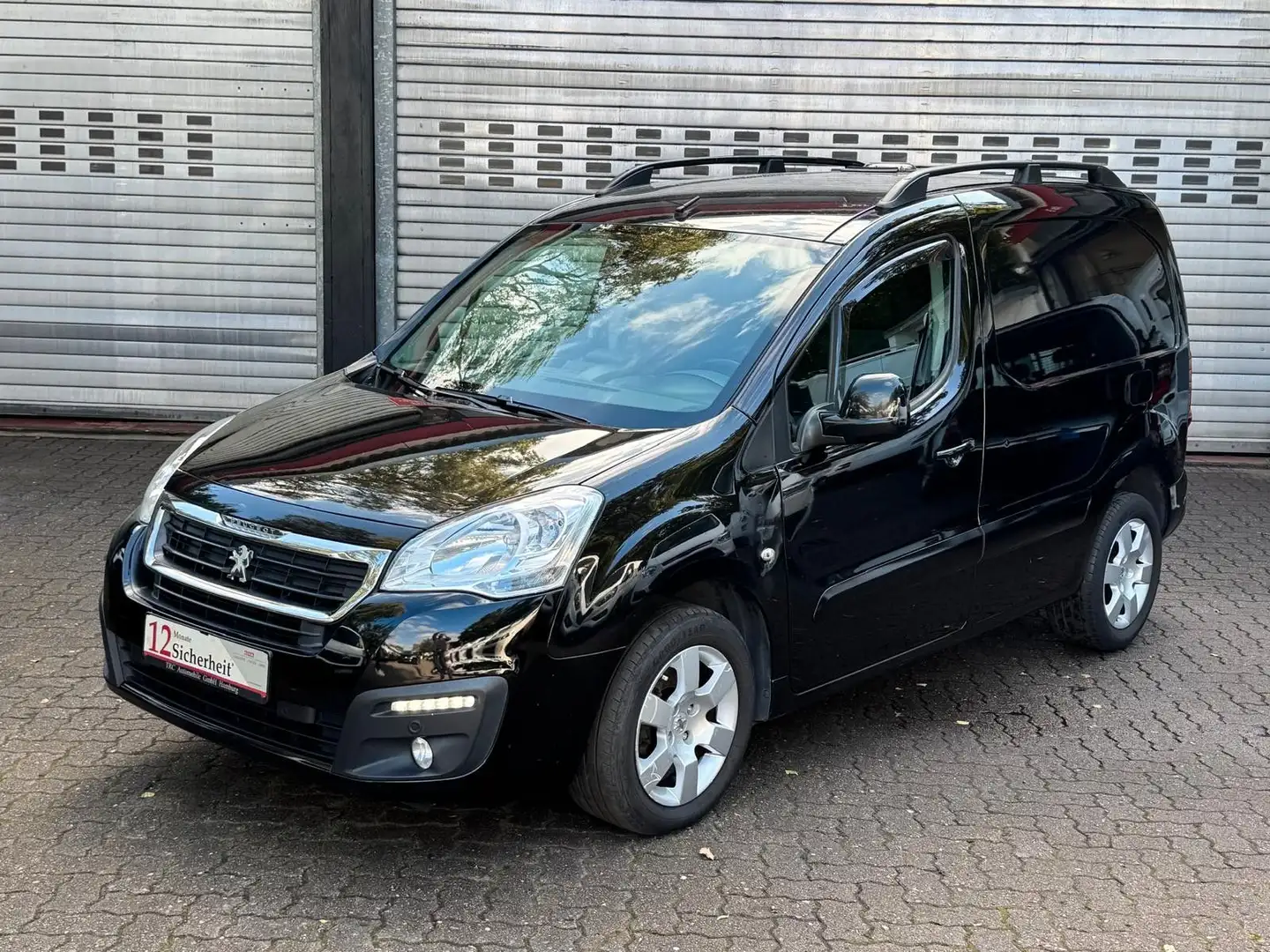 Peugeot Partner L1 Premium 1.6 BLUEHDI Automatik Schwarz - 2