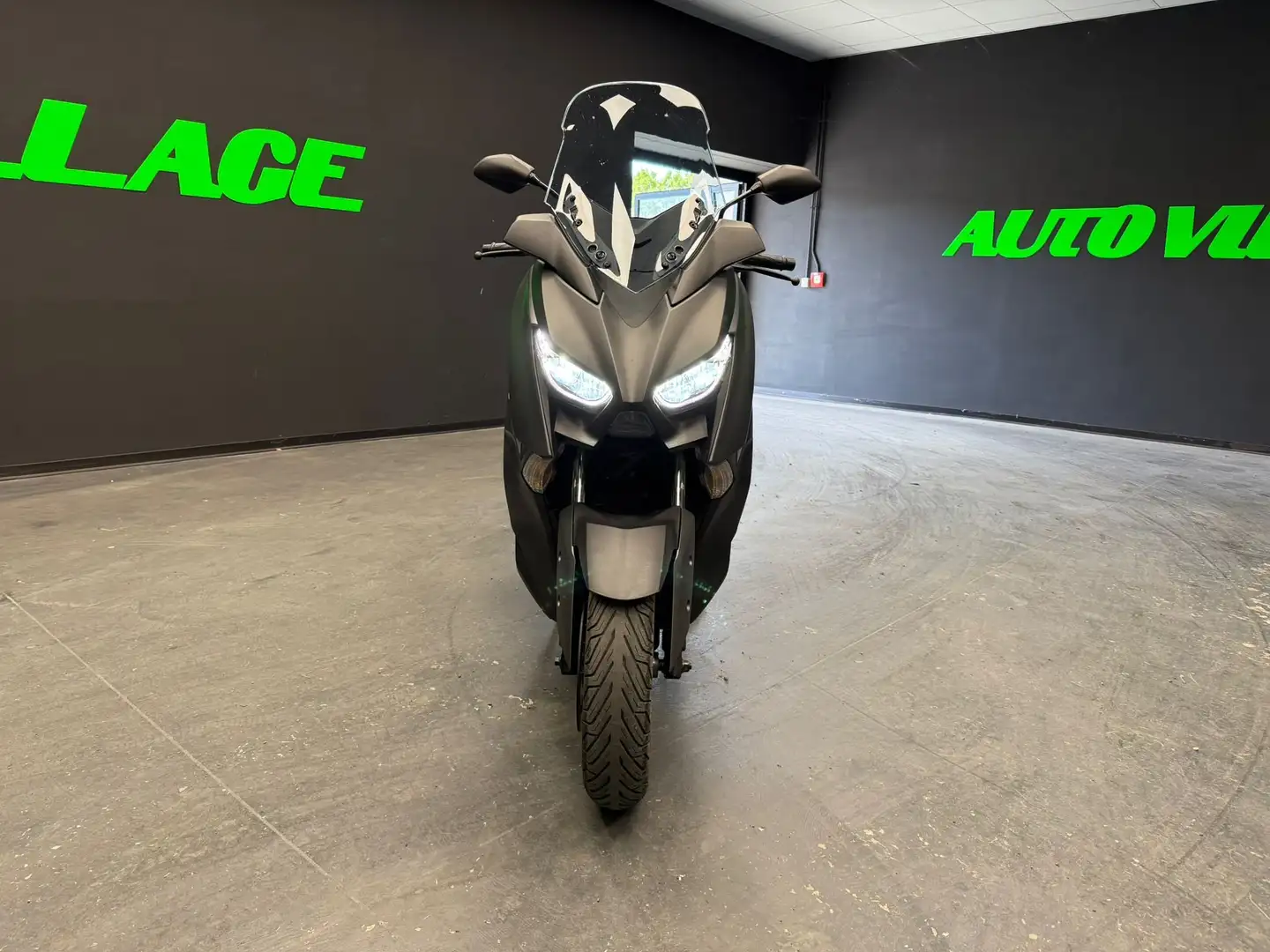 Yamaha X-Max 300 Grigio - 2