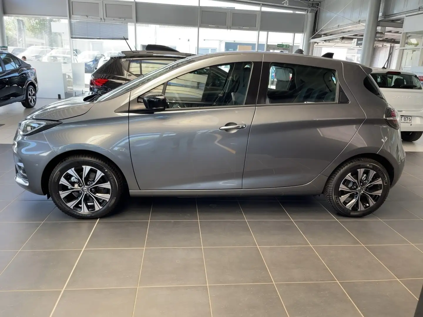 Renault ZOE Evolution R135 EV50 Navi/CCS/PDC/SHZ/GJR Сірий - 2