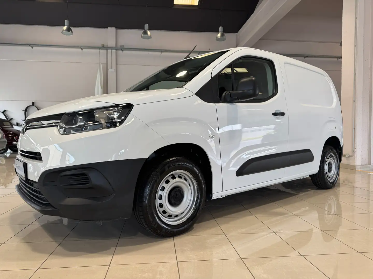 Toyota Proace City 1.5D 100 CV S&S PC L1 Ground PRONTA IN SEDE Blanco - 1