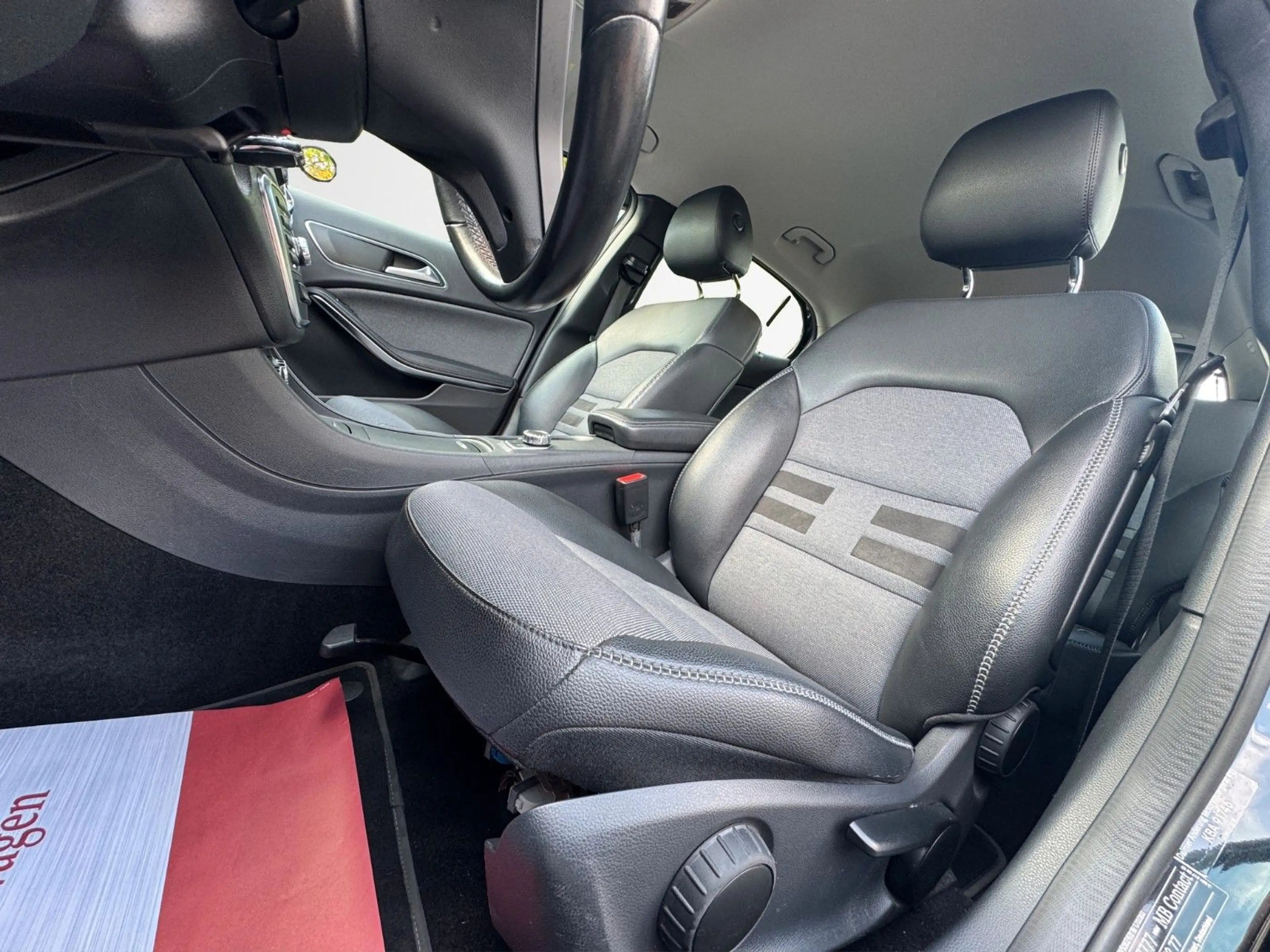 Mercedes-Benz GLA 200 CDi * Navi * Bluetooth * SHZ — photo 11