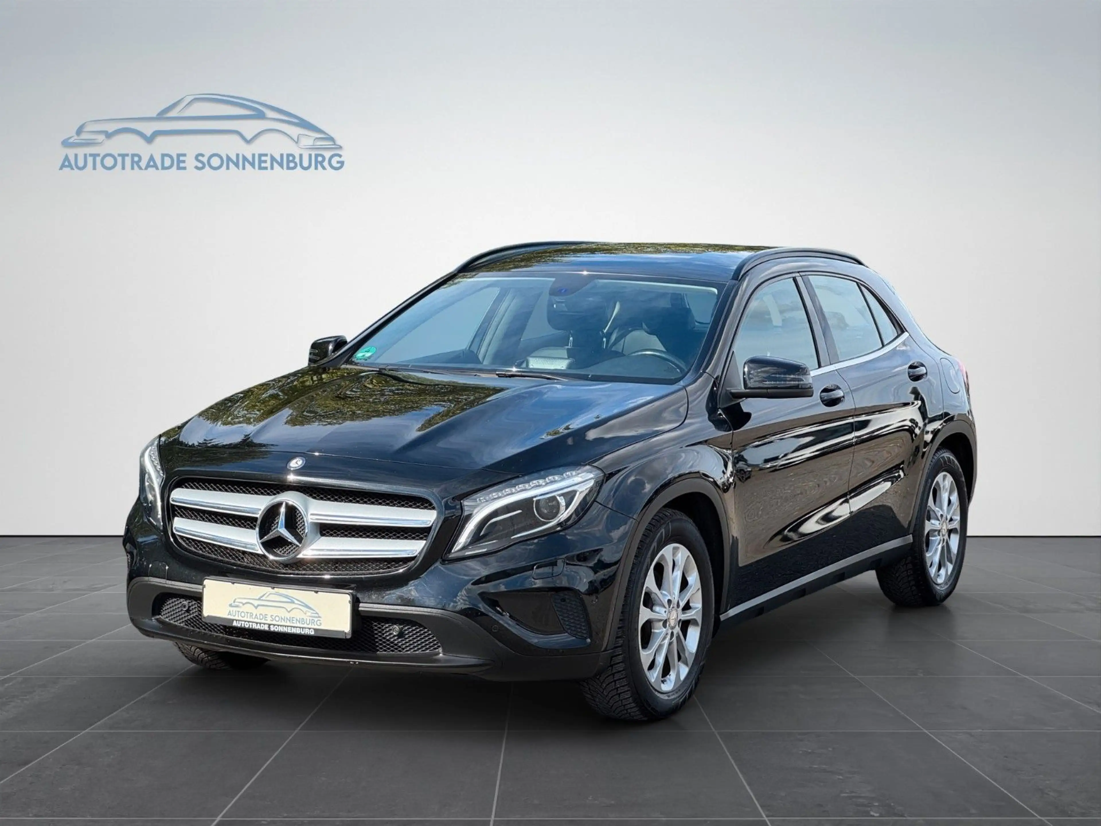 Mercedes-Benz GLA 200 CDi * Navi * Bluetooth * SHZ — photo 3