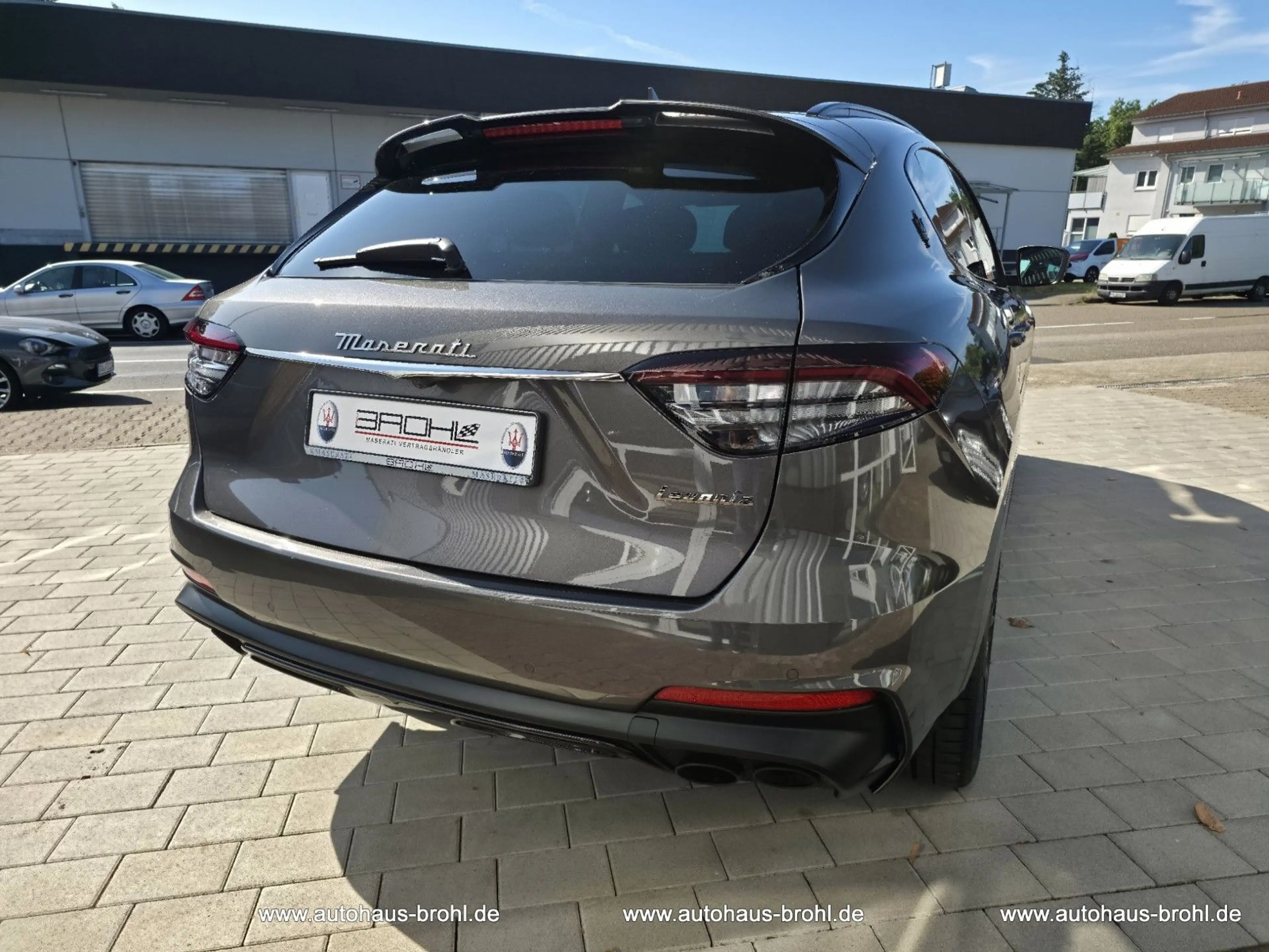 Maserati Levante 3.0 V6 430HP Modena S Auto 4WD — photo 6