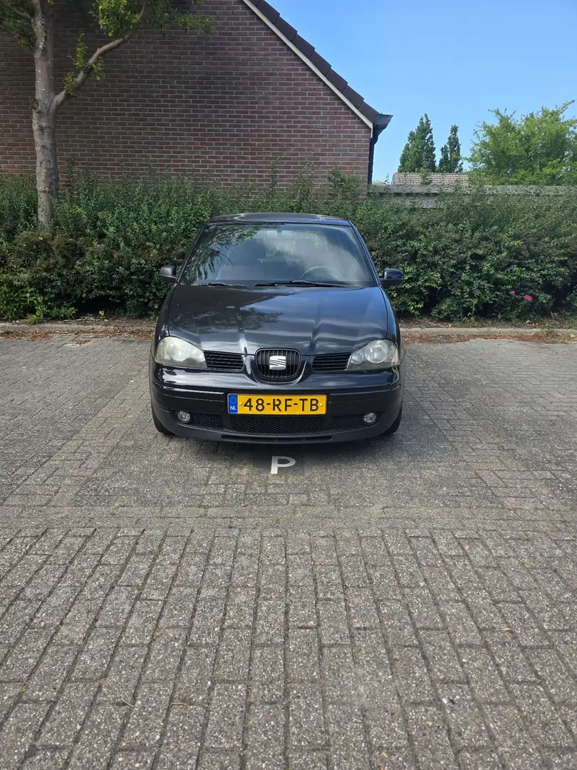 SEAT Arosa 1.4i Stella Noir - 2