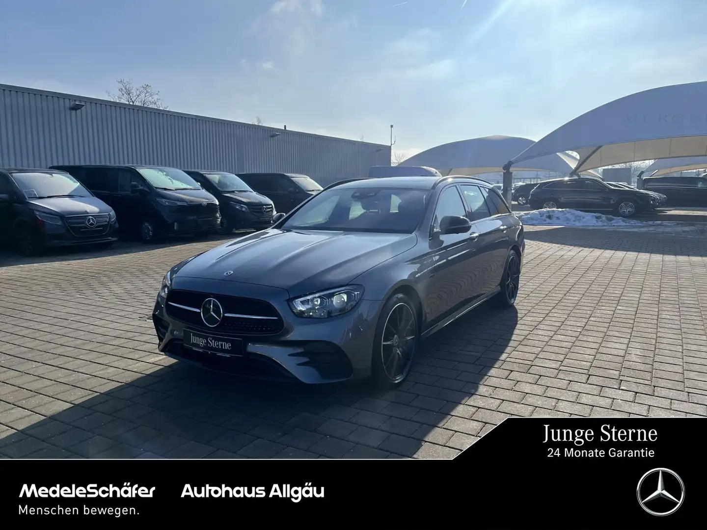 Mercedes-Benz E 450 E 450 T 4M AMG Night-Edition Airmatic AHK LEDER Grau - 1