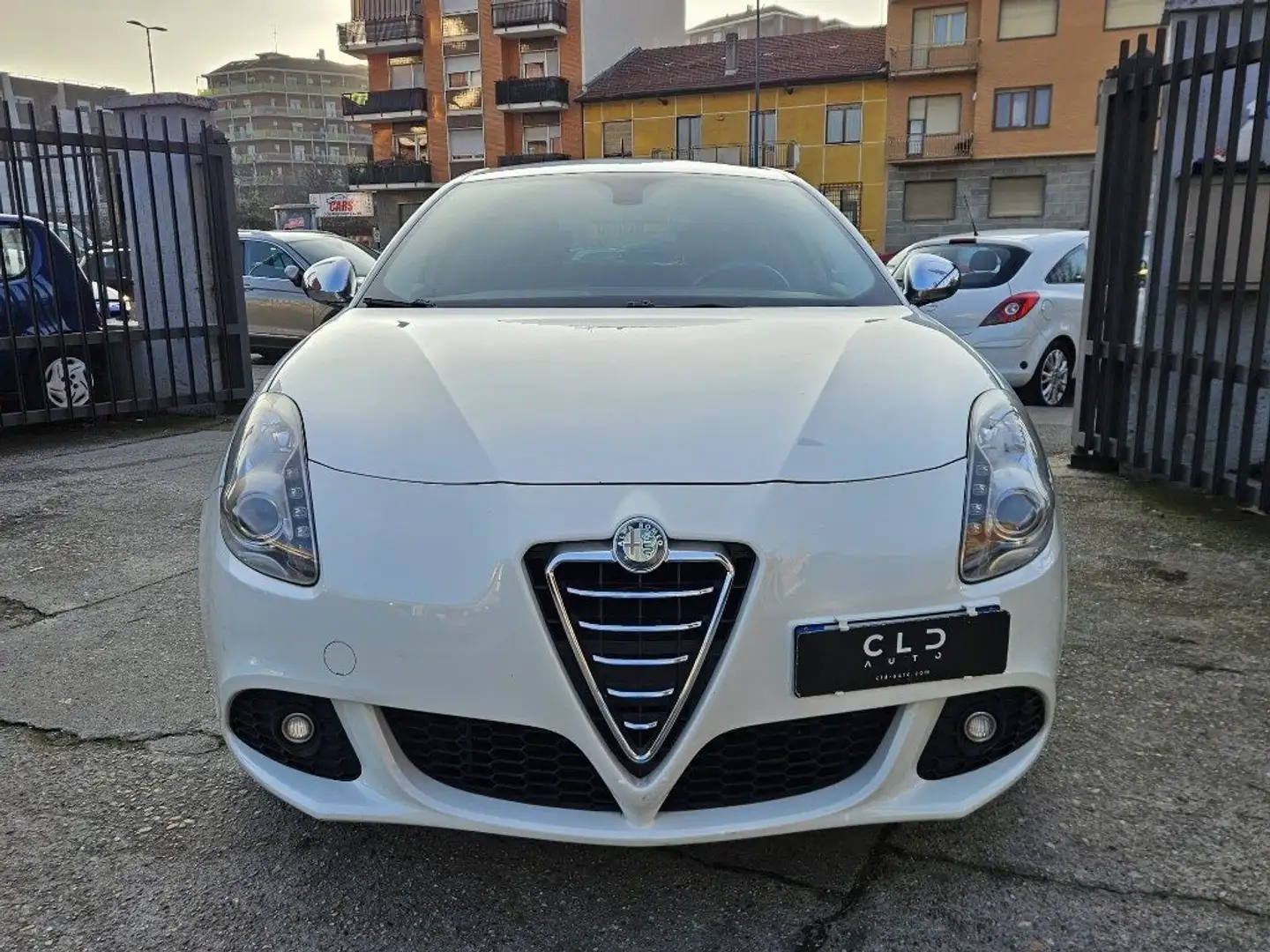 Alfa Romeo Giulietta 2.0 JTDm-2 140 CV Weiß - 2