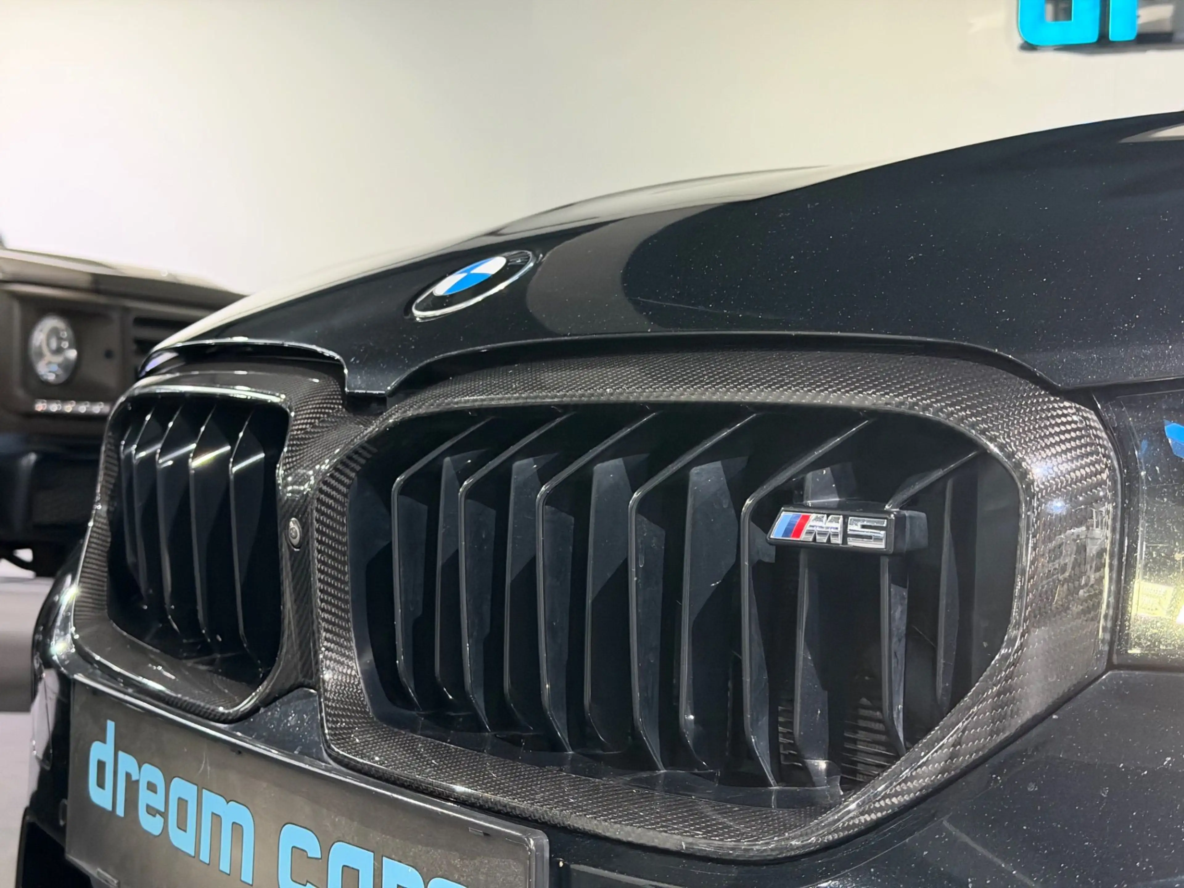 BMW M5 Facelift / Fond Entertainment / 1. Hand / — photo 10