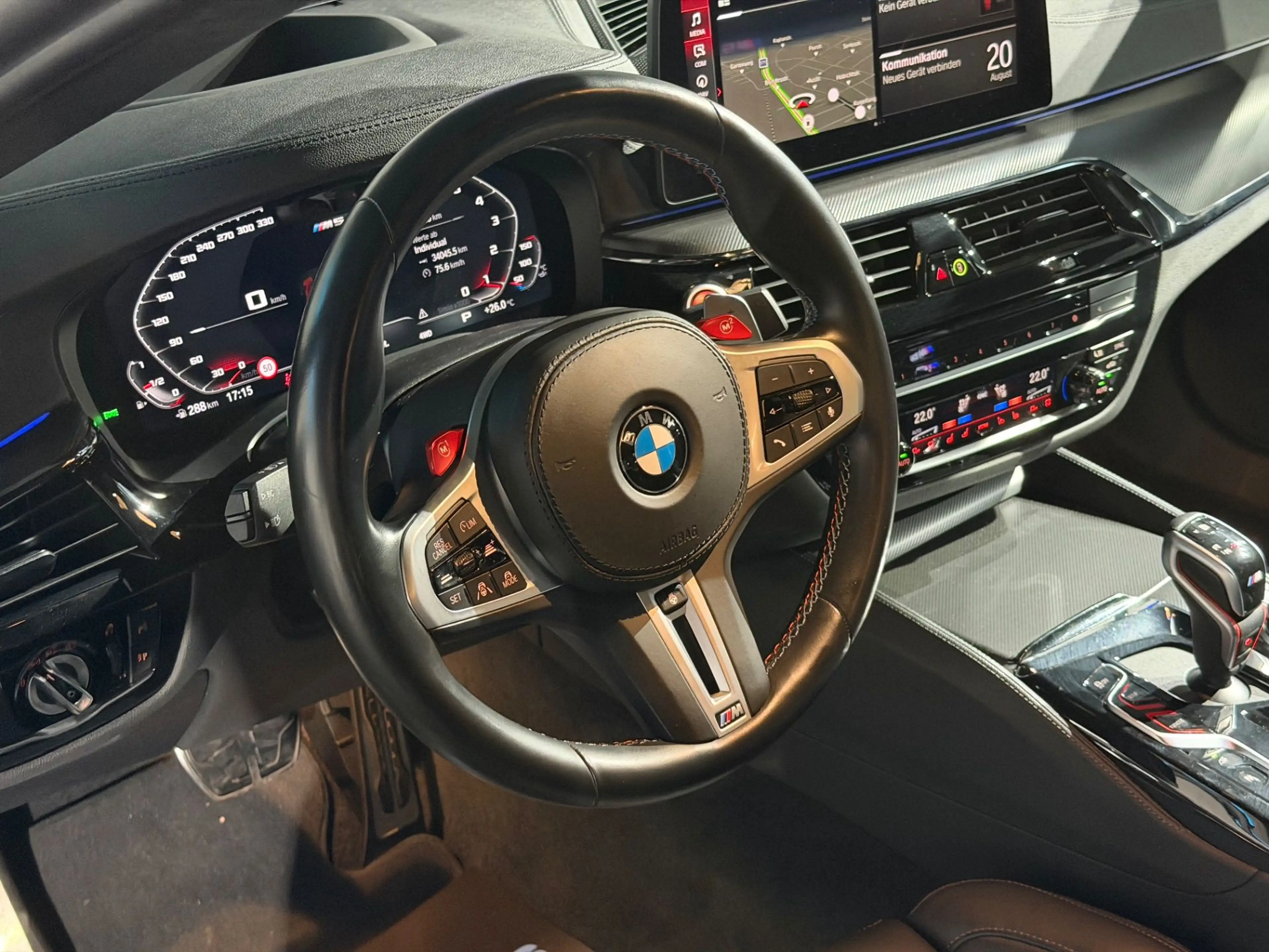 BMW M5 Facelift / Fond Entertainment / 1. Hand / — photo 31