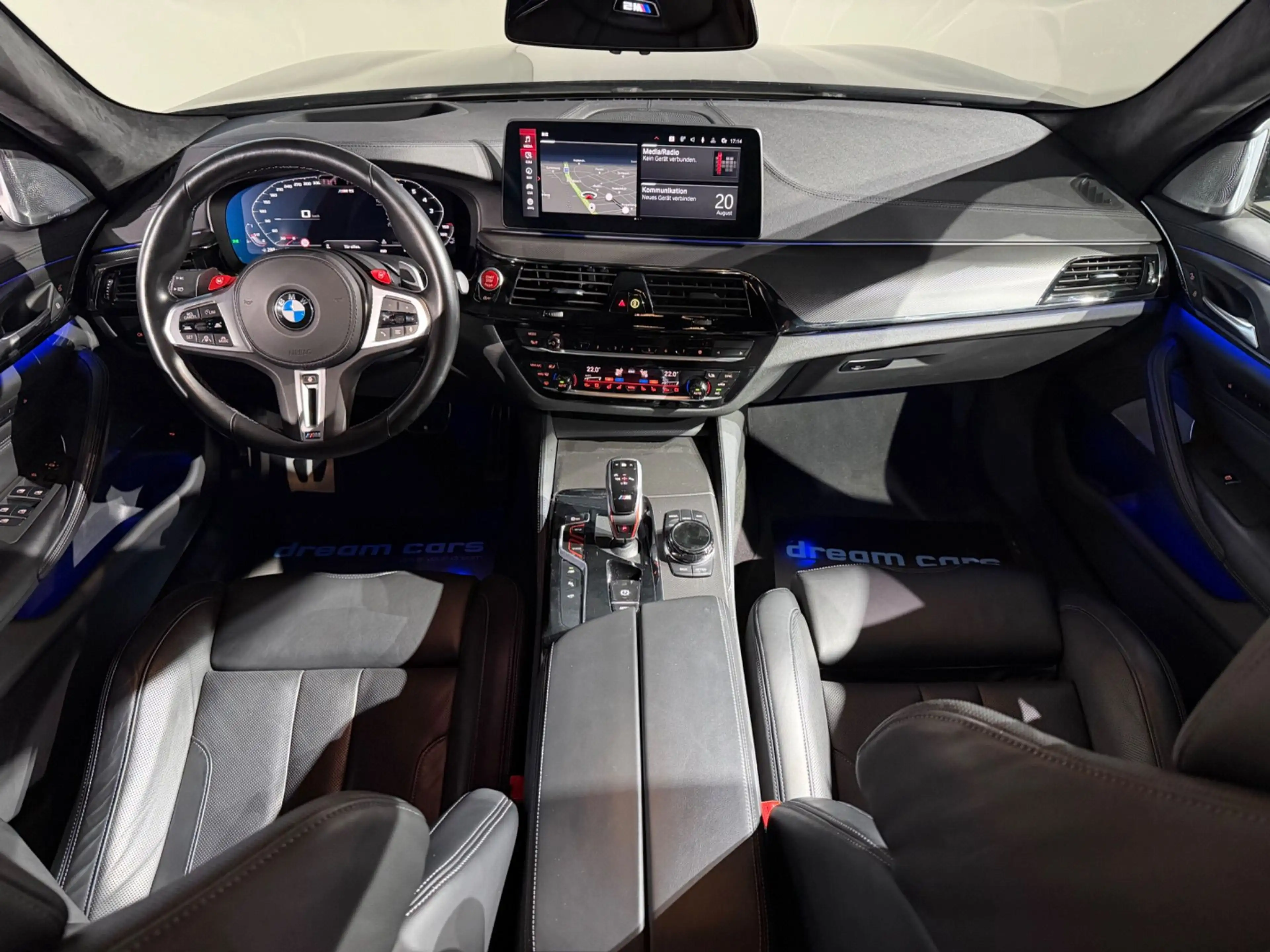 BMW M5 Facelift / Fond Entertainment / 1. Hand / — photo 28