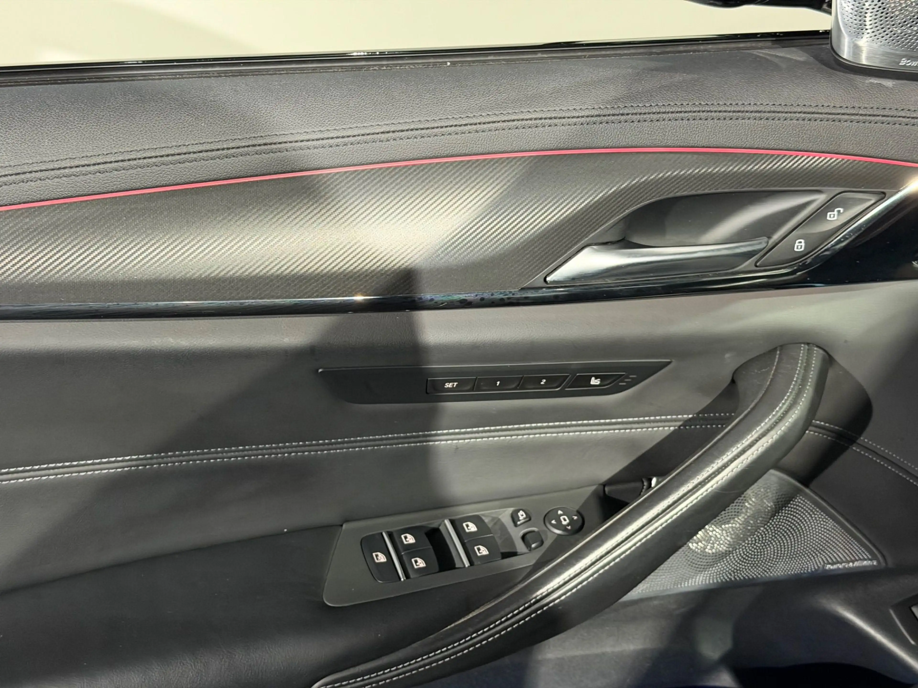 BMW M5 Facelift / Fond Entertainment / 1. Hand / — photo 33