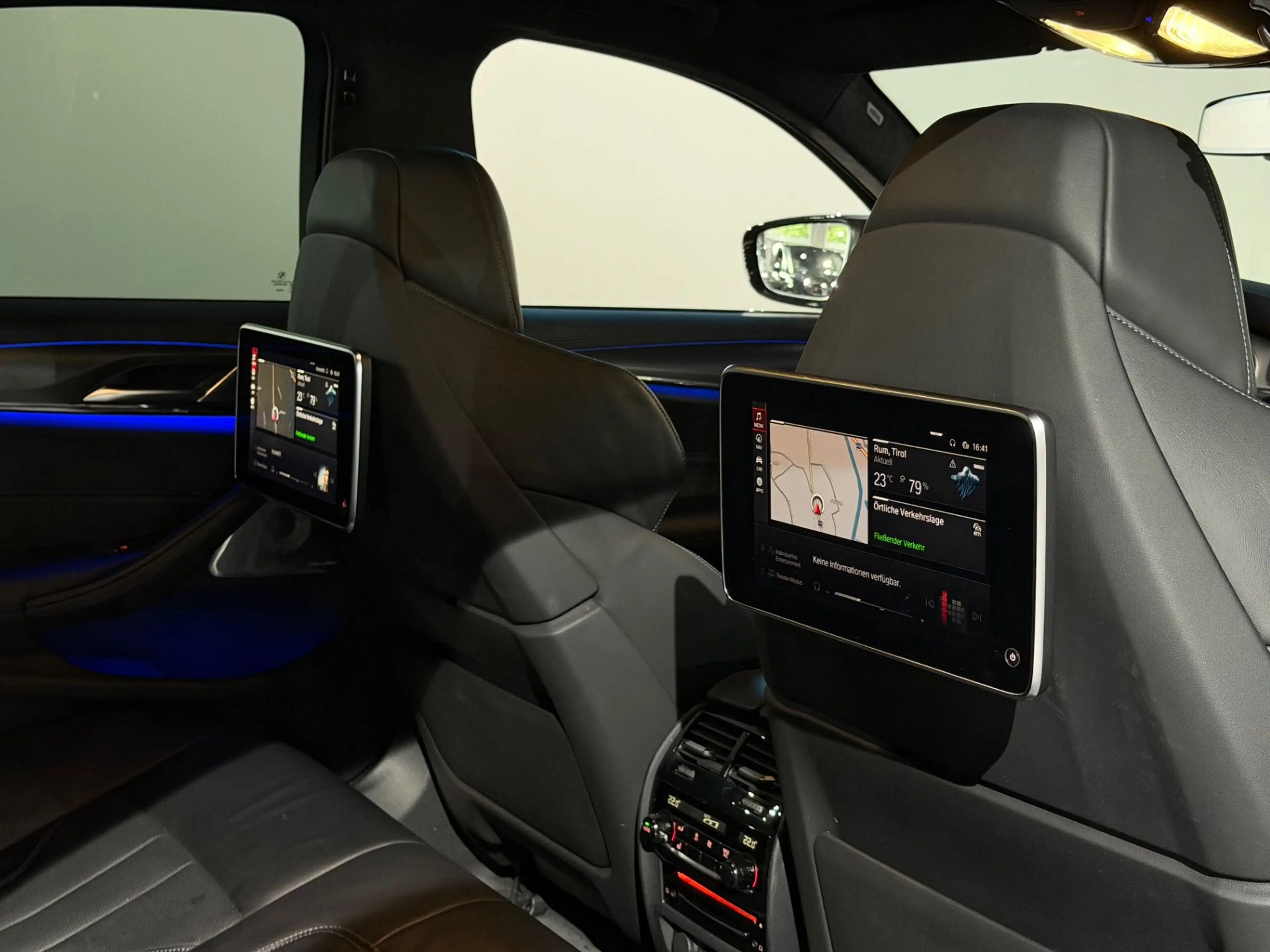 BMW M5 Facelift / Fond Entertainment / 1. Hand / — photo 26