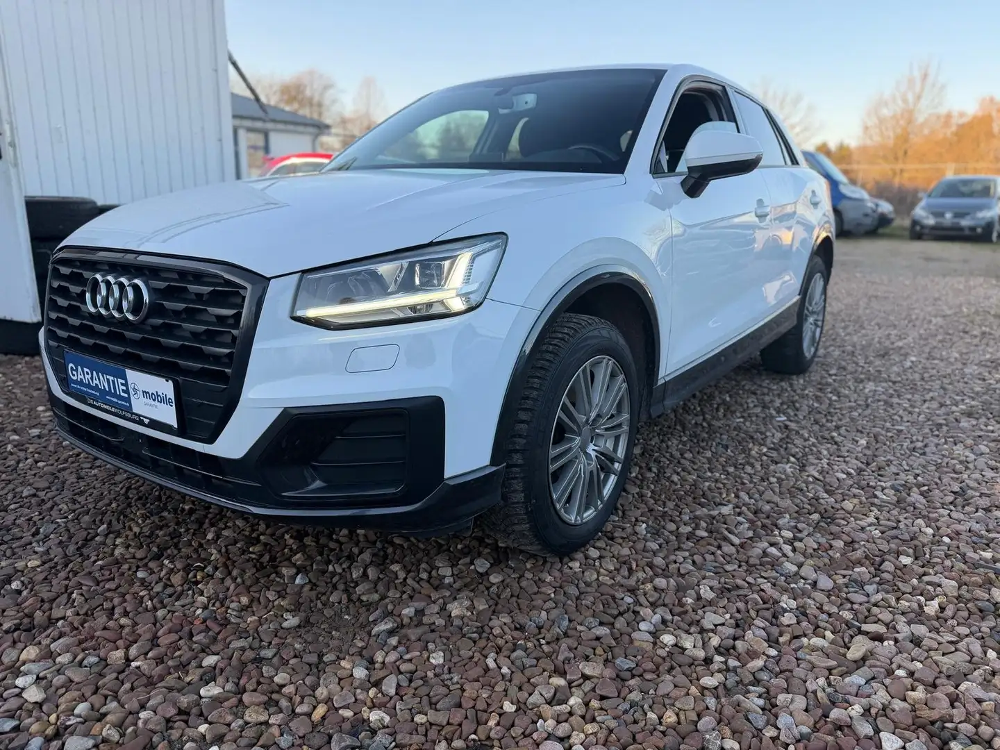 Audi Q2 1.6 Diesel Sport*TÜV NEU*Garantie* Weiß - 1