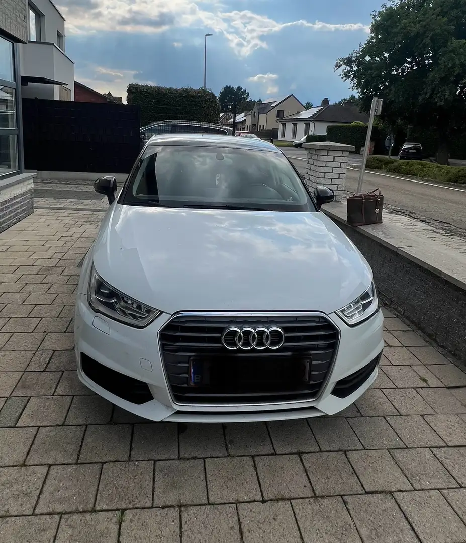 Audi A1 1.6 TDI Sportback - 1