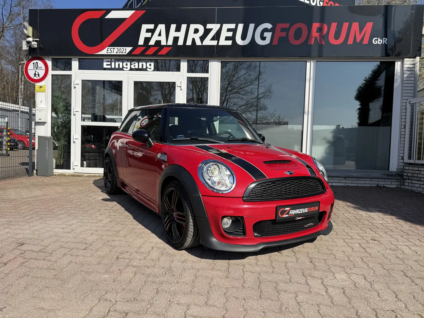 MINI Cooper S John Cooper Works*Bi-Xenon*Navi*HarmanK Rood - 2