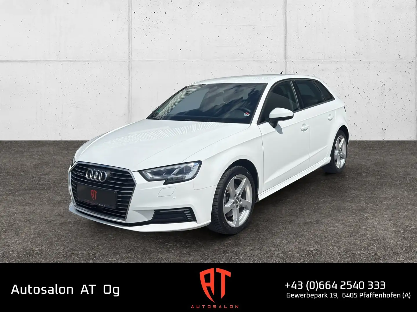 Audi A3 40 e-tron sport Blanc - 1