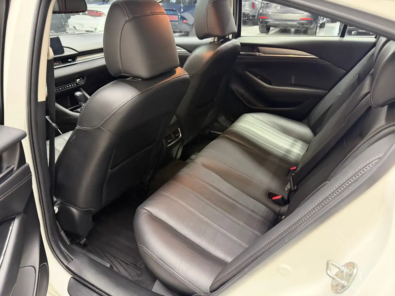 Mazda 6 снимка Mazda 6