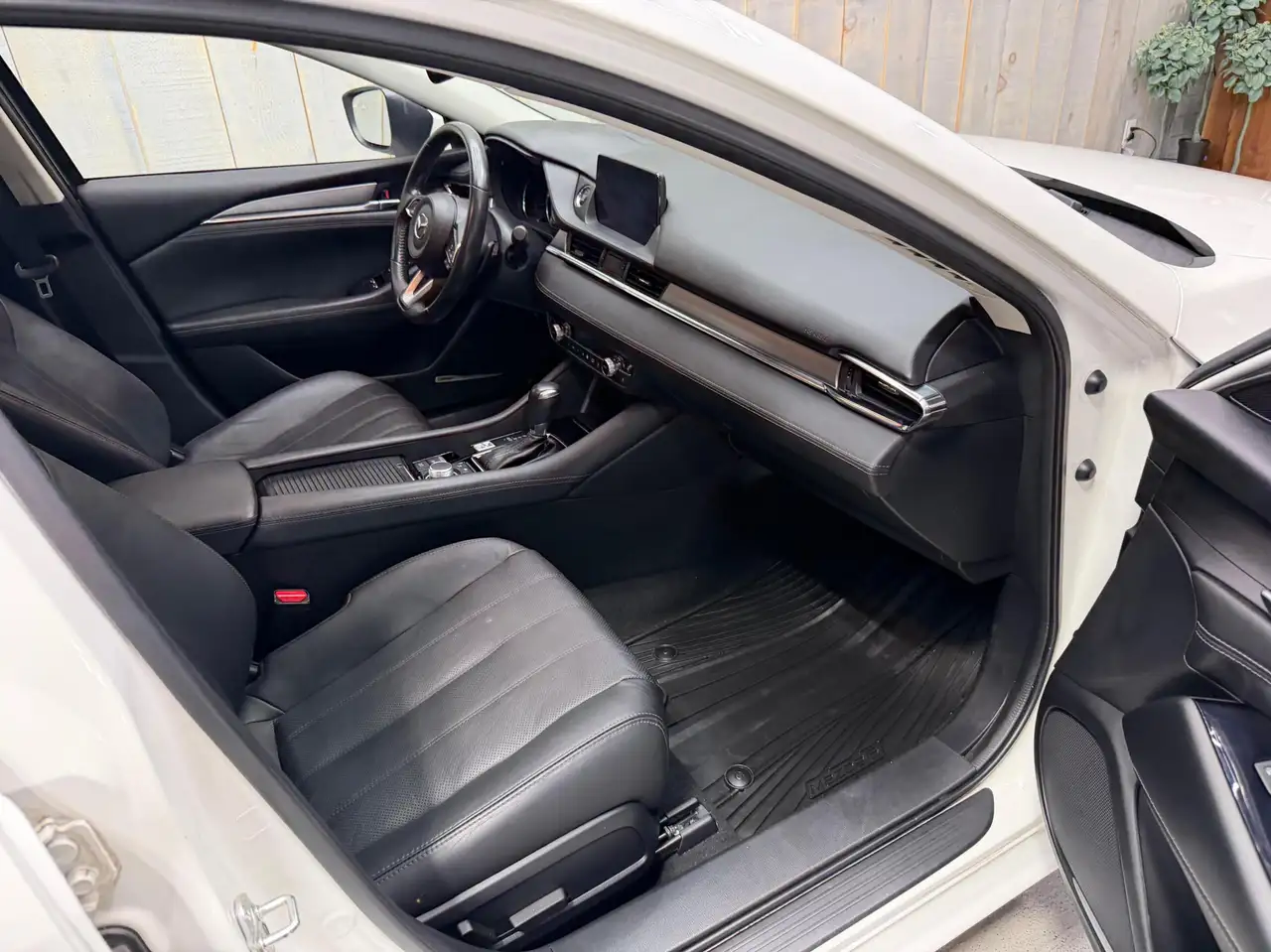 Mazda 6 снимка Mazda 6