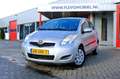 Toyota Yaris 1.3 VVTi Aspiration *79.300km!* Airco Grijs - thumbnail 1