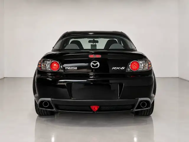 Mazda RX-8 view 4
