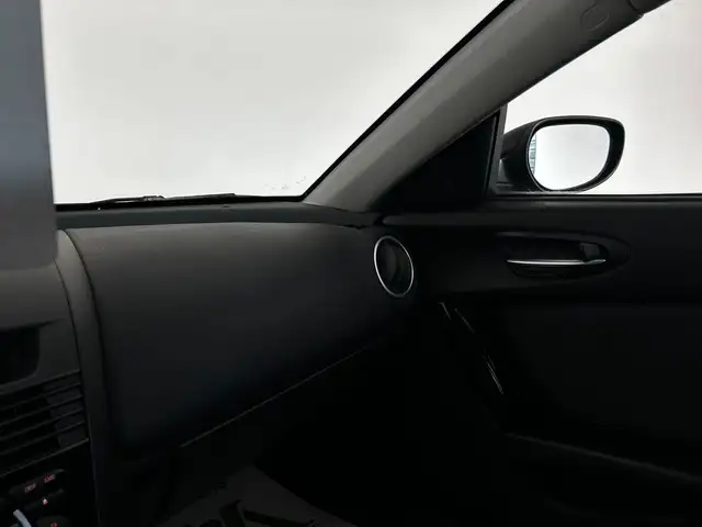 Mazda RX-8 view 18
