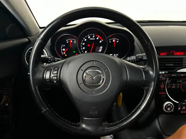 Mazda RX-8 view 12