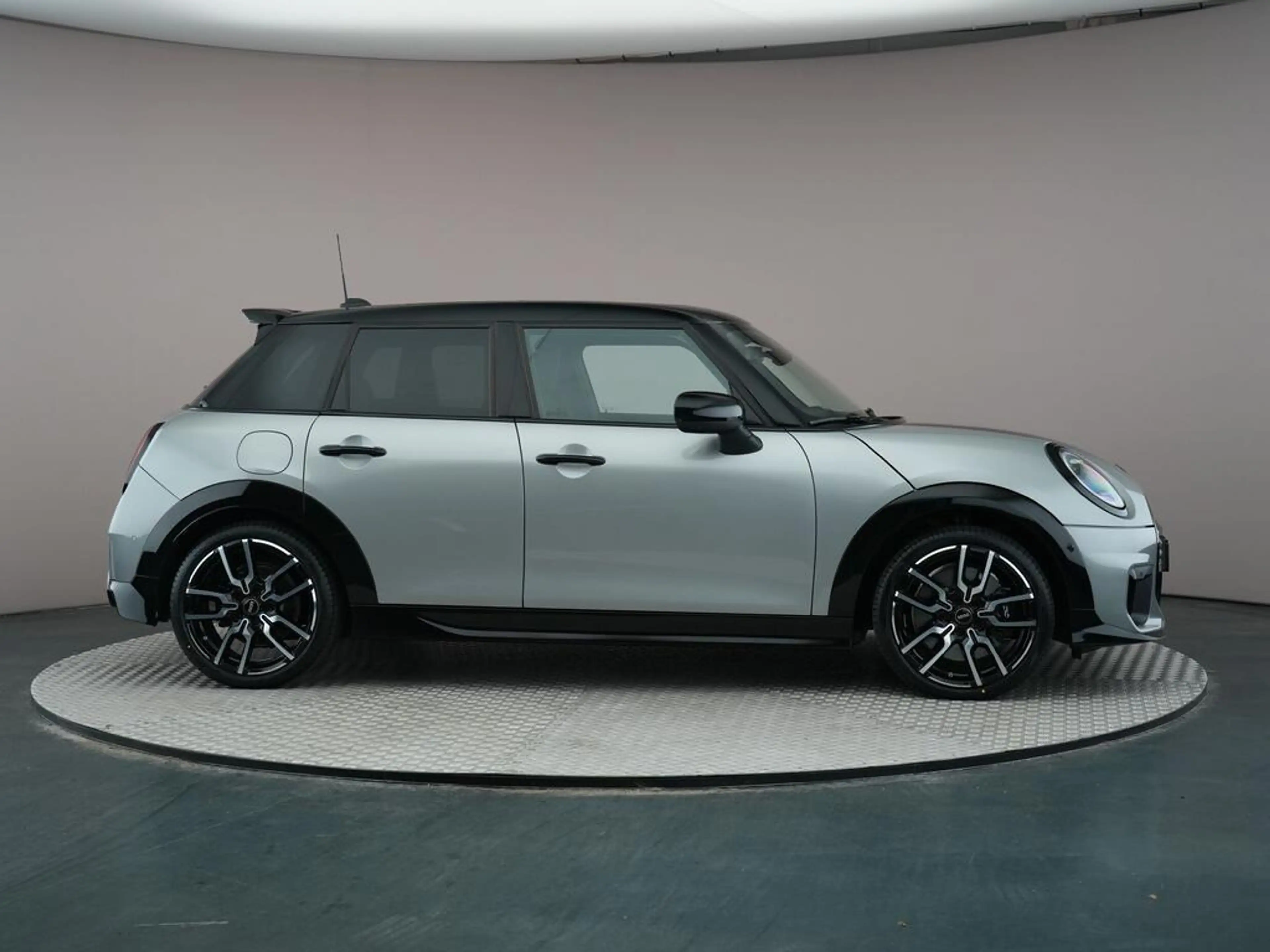 MINI John Cooper Works 5-deurs S 2.0 Cooper XL — photo 7