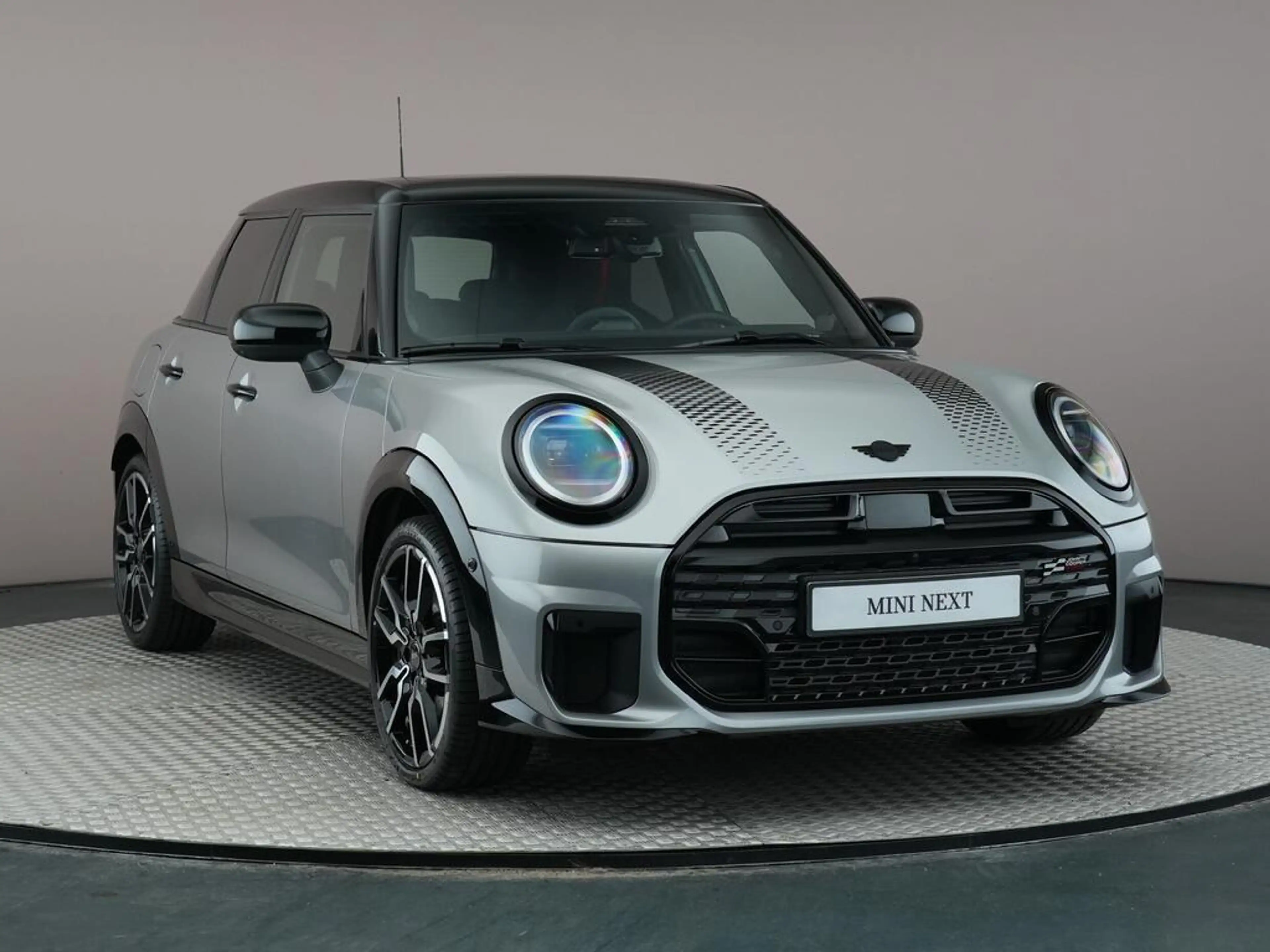 MINI John Cooper Works 5-deurs S 2.0 Cooper XL — photo 3