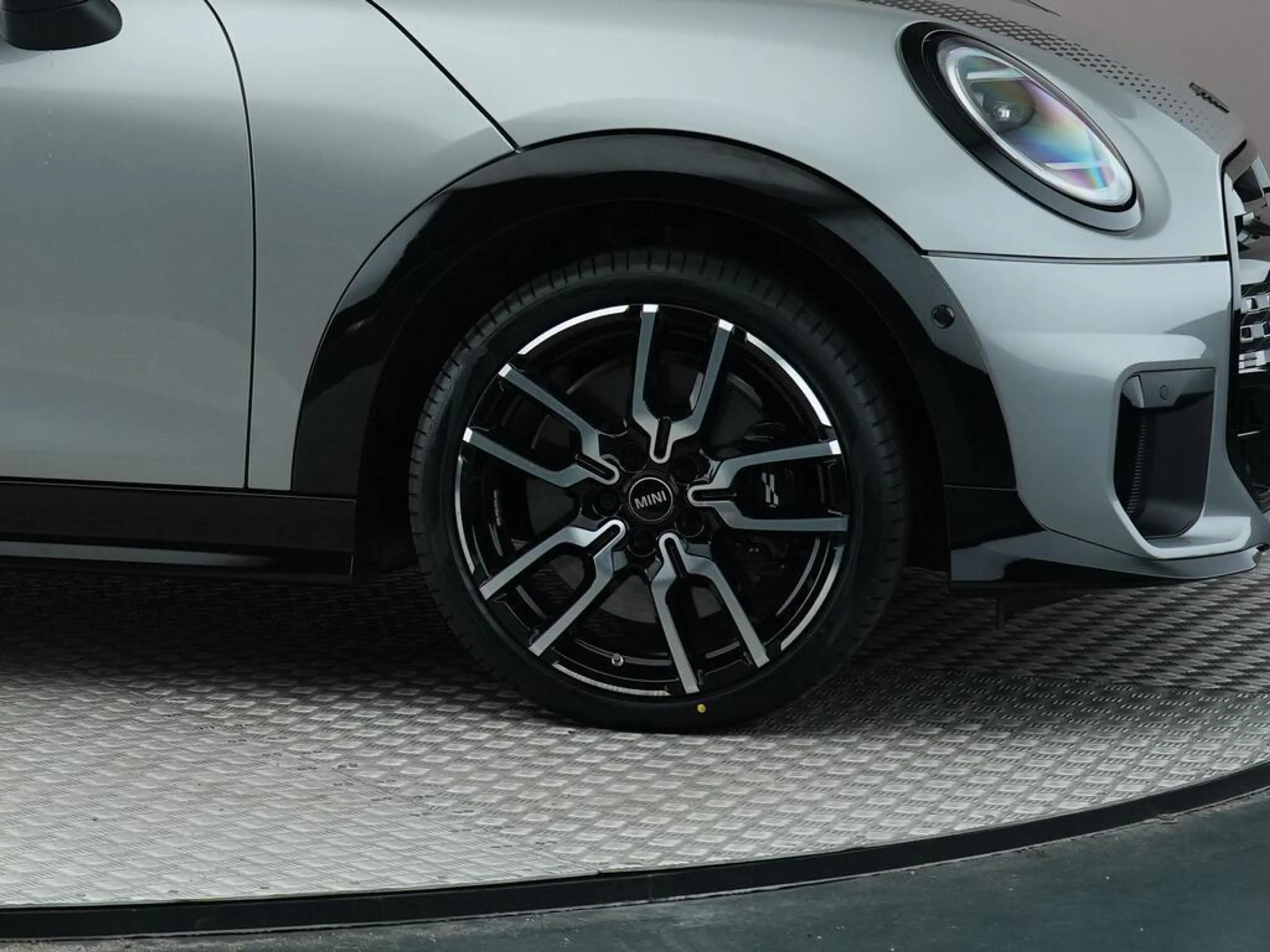 MINI John Cooper Works 5-deurs S 2.0 Cooper XL — photo 14