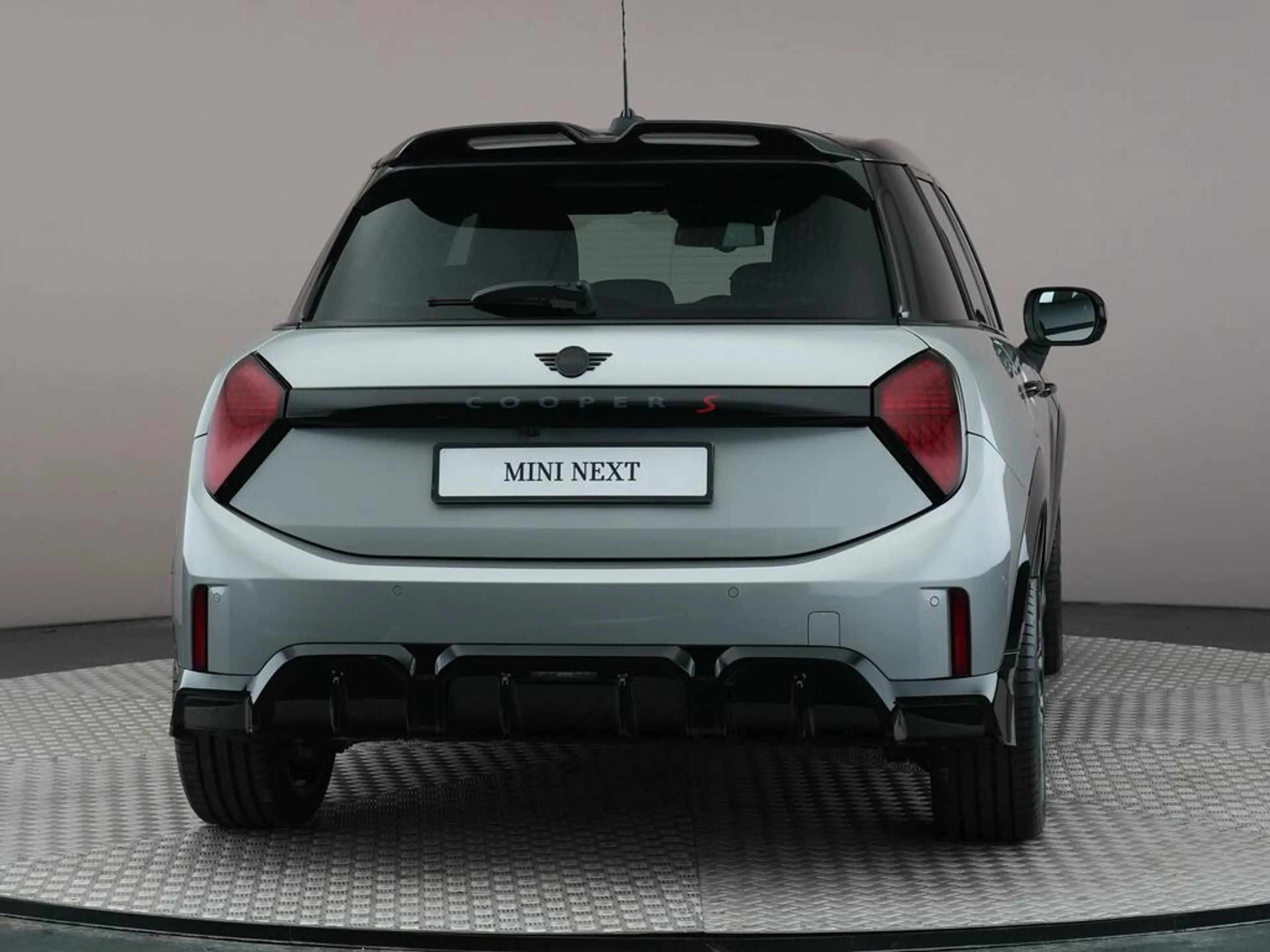 MINI John Cooper Works 5-deurs S 2.0 Cooper XL — photo 9