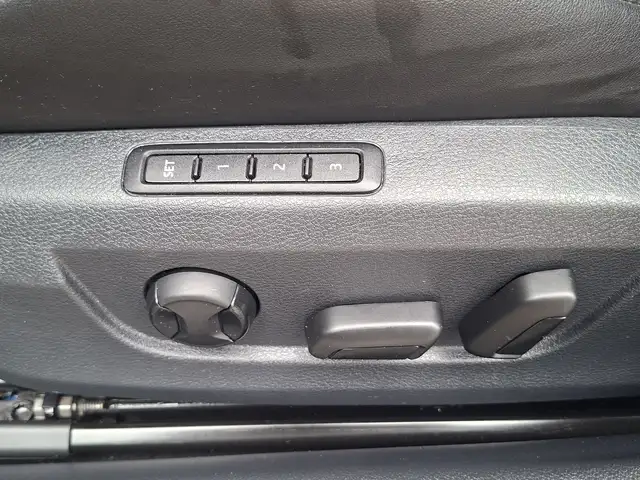 Skoda Superb view 8