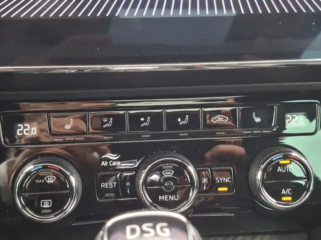 Skoda Superb view 9