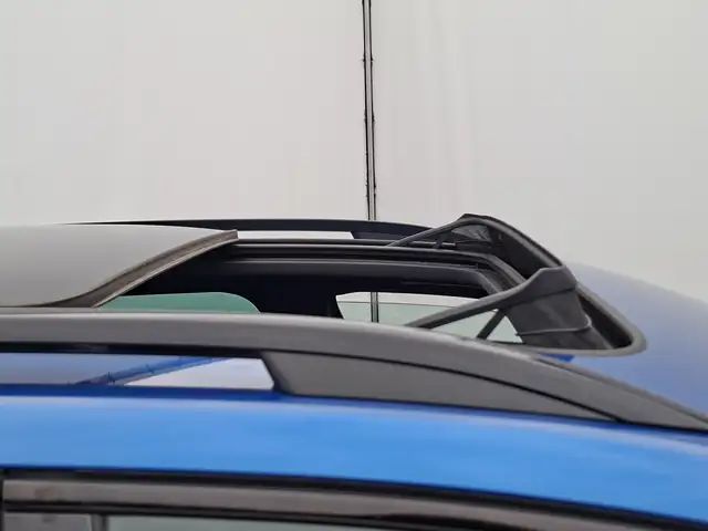 Skoda Superb view 4