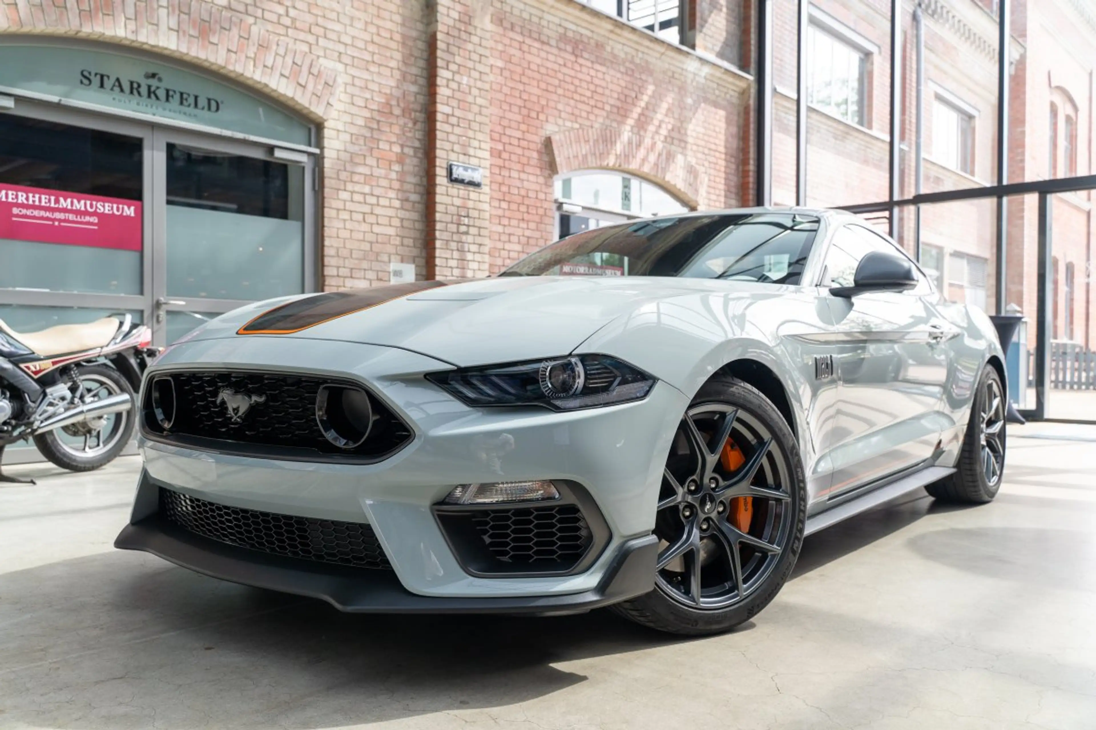 Ford Mustang MACH1 5.0 V8 1.Hand/Styling-Paket/Y-Speichen