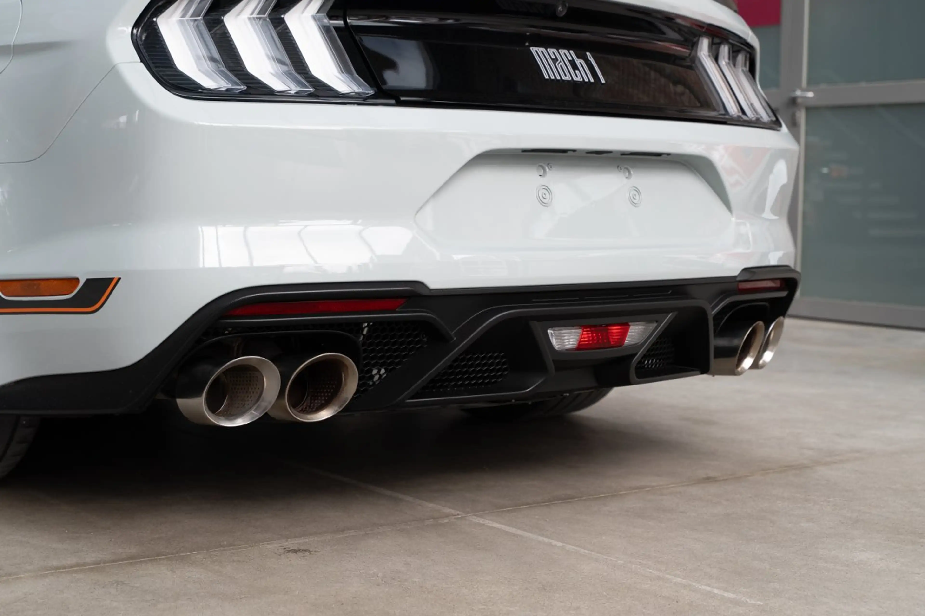 Ford Mustang MACH1 5.0 V8 1.Hand/Styling-Paket/Y-Speichen — photo 15