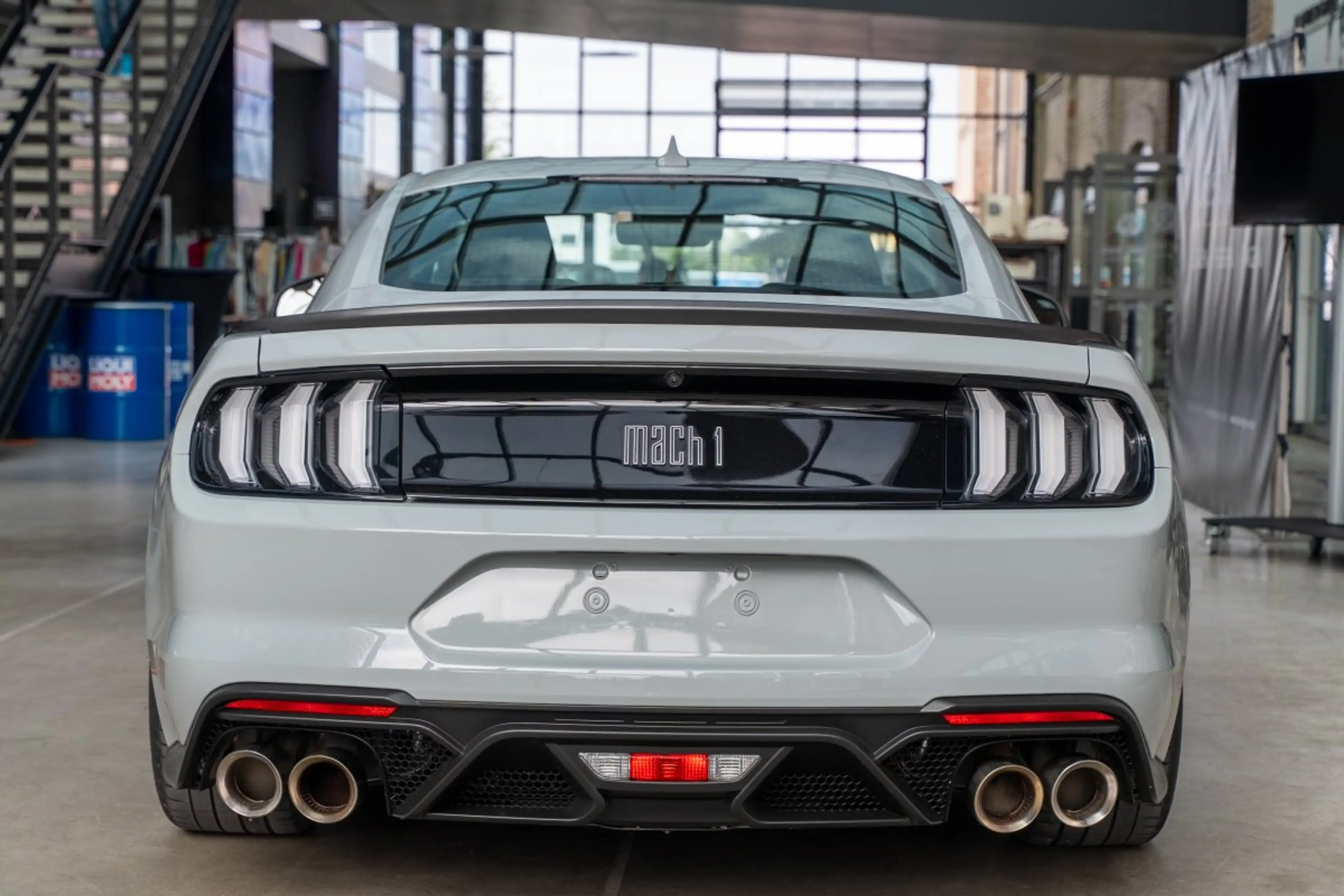 Ford Mustang MACH1 5.0 V8 1.Hand/Styling-Paket/Y-Speichen — photo 8