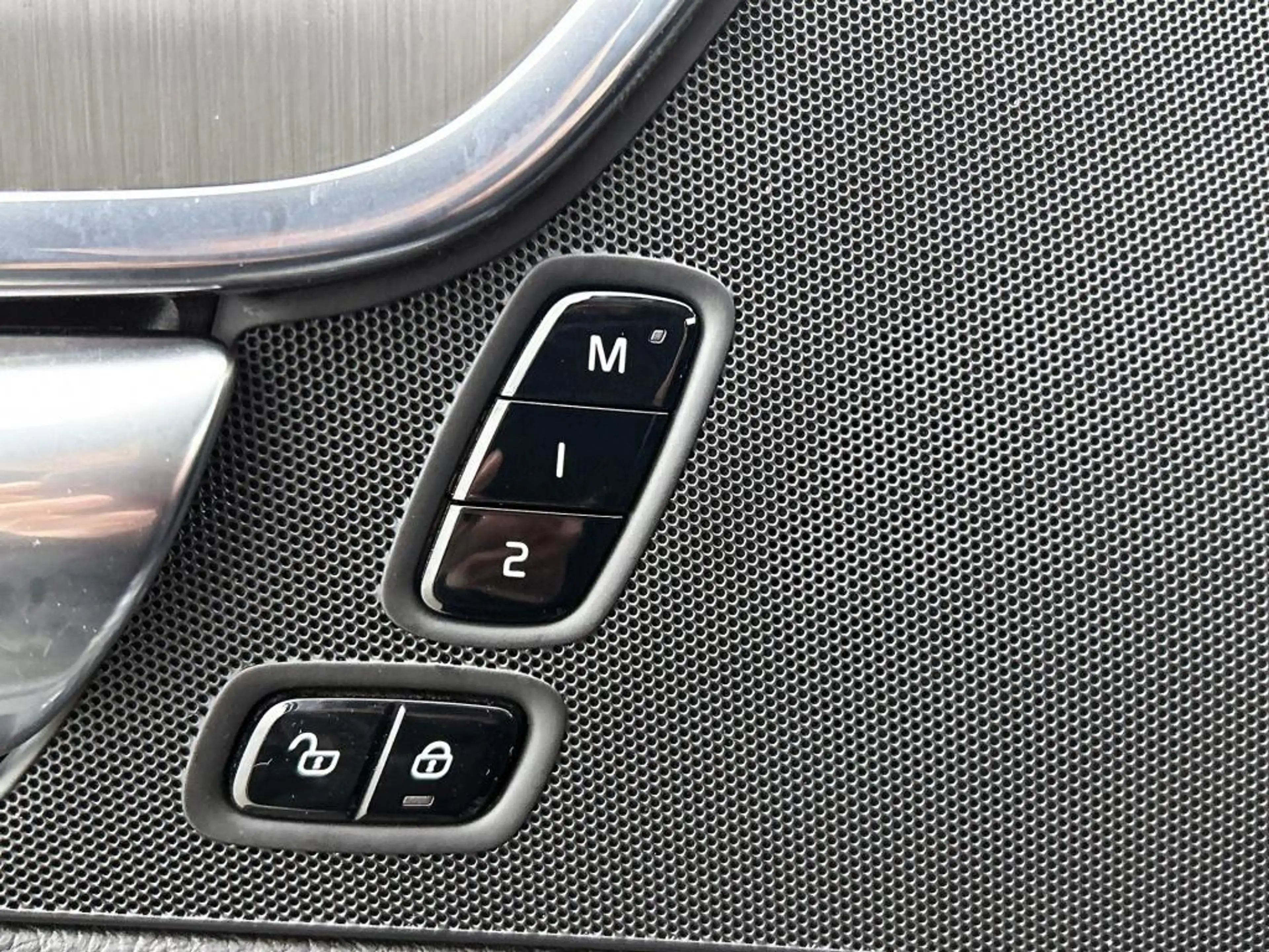 Volvo V90 2.0 T5 Momentum — photo 11