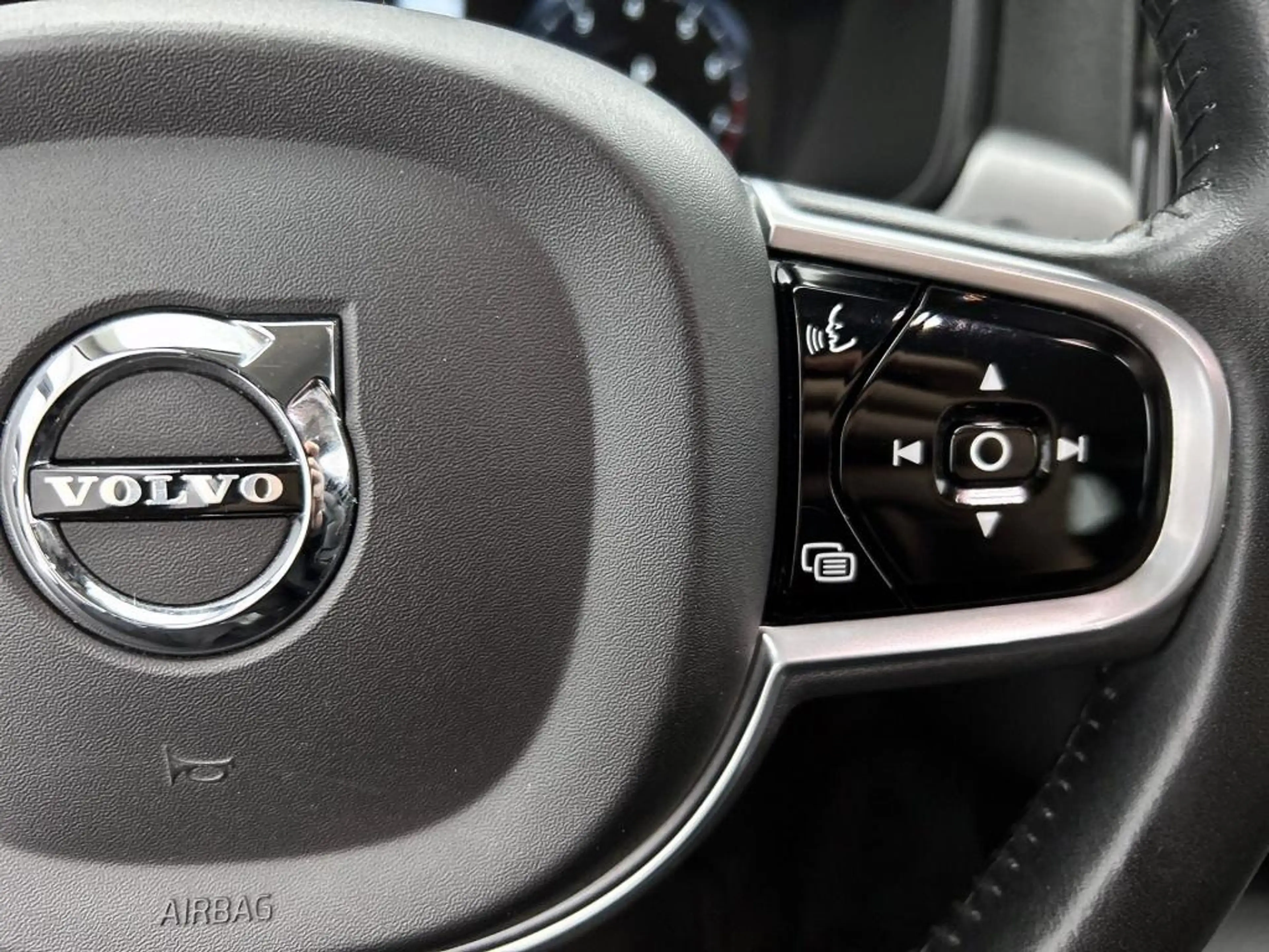 Volvo V90 2.0 T5 Momentum — photo 6