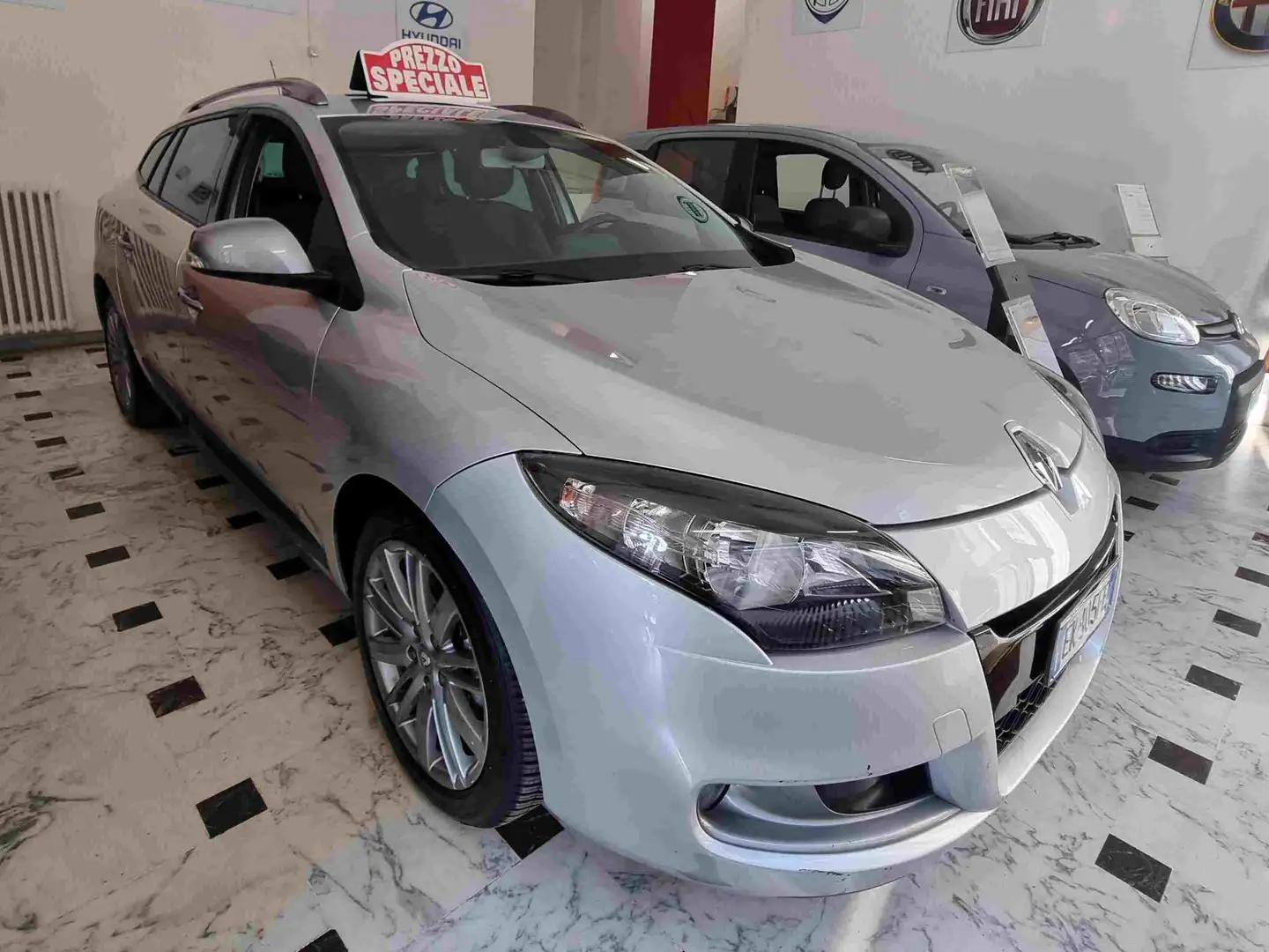 Renault Megane Megane SporTour 1.9 dci Gt Line 85.000KM!!!! Argent - 1