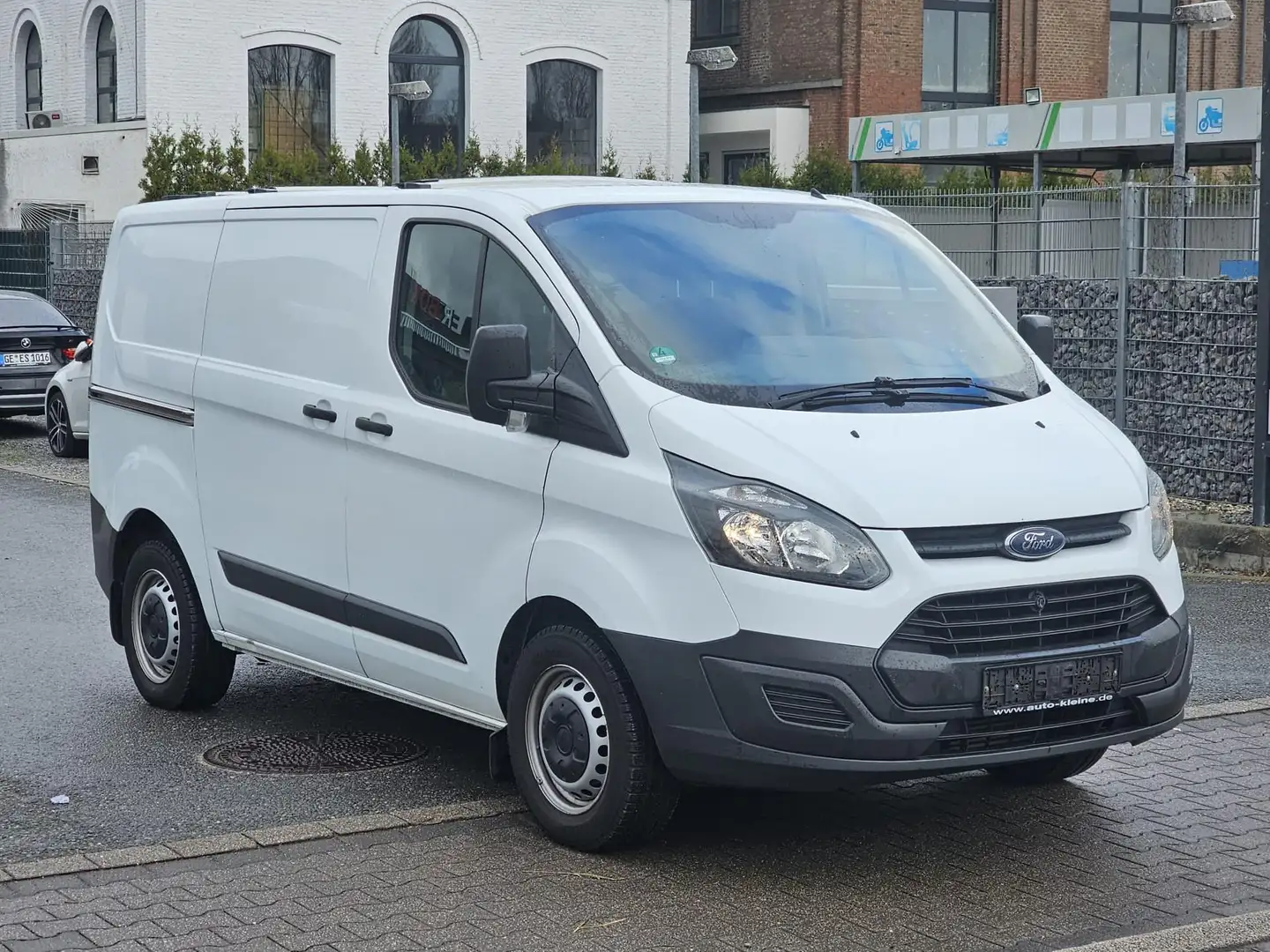 Ford Transit Werkstattausrüstung 74 kW (101 PS), Schalt. 6-G... Bianco - 2