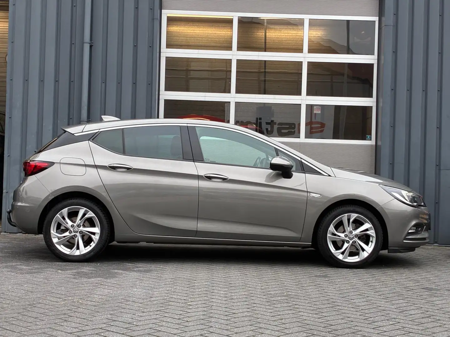 Opel Astra 1.4 Innovation Climate controle Cruise controle Lm Grijs - 2