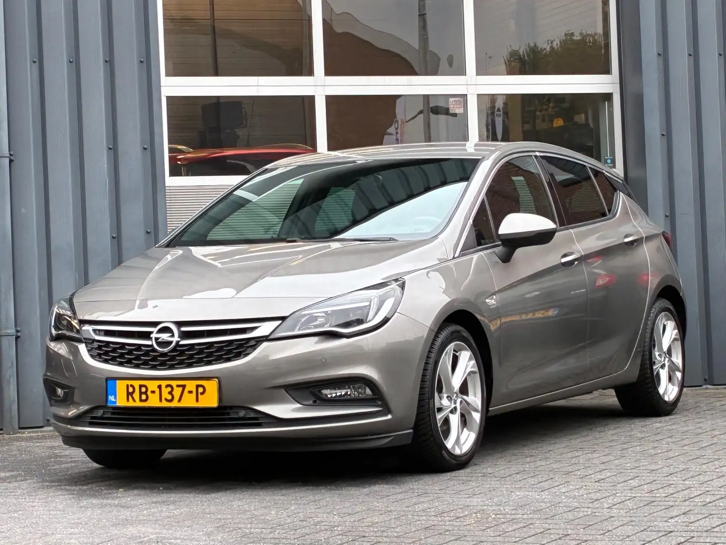 Opel Astra 1.4 Innovation Climate controle Cruise controle Lm Grijs - 1