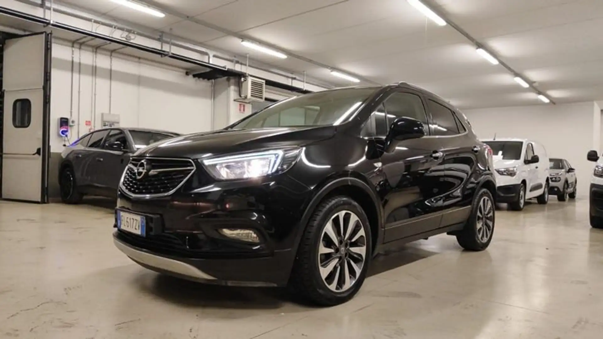 Opel Mokka 1.6 CDTI Ecotec 4x2 Start&Stop X Innovation Negru - 1