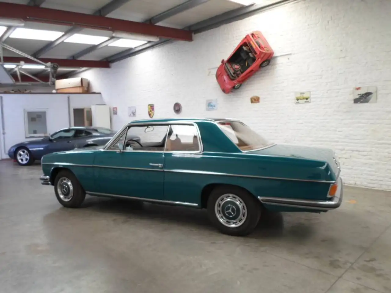 Mercedes-Benz 250 W114 250 CE coupé, foto 3