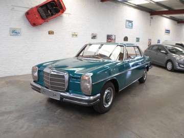 W114 250 CE coupé