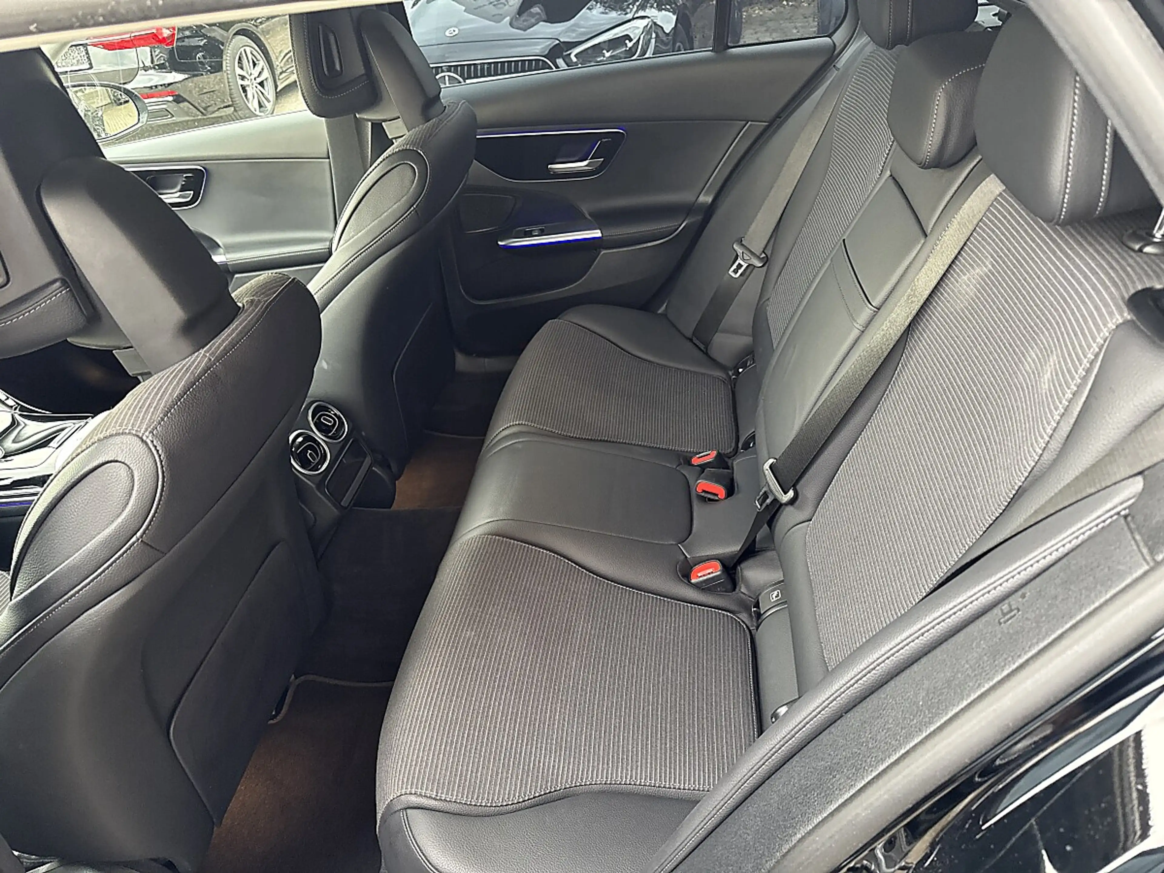 Mercedes-Benz C 220 d Avantgarde (EURO 6d) — photo 13