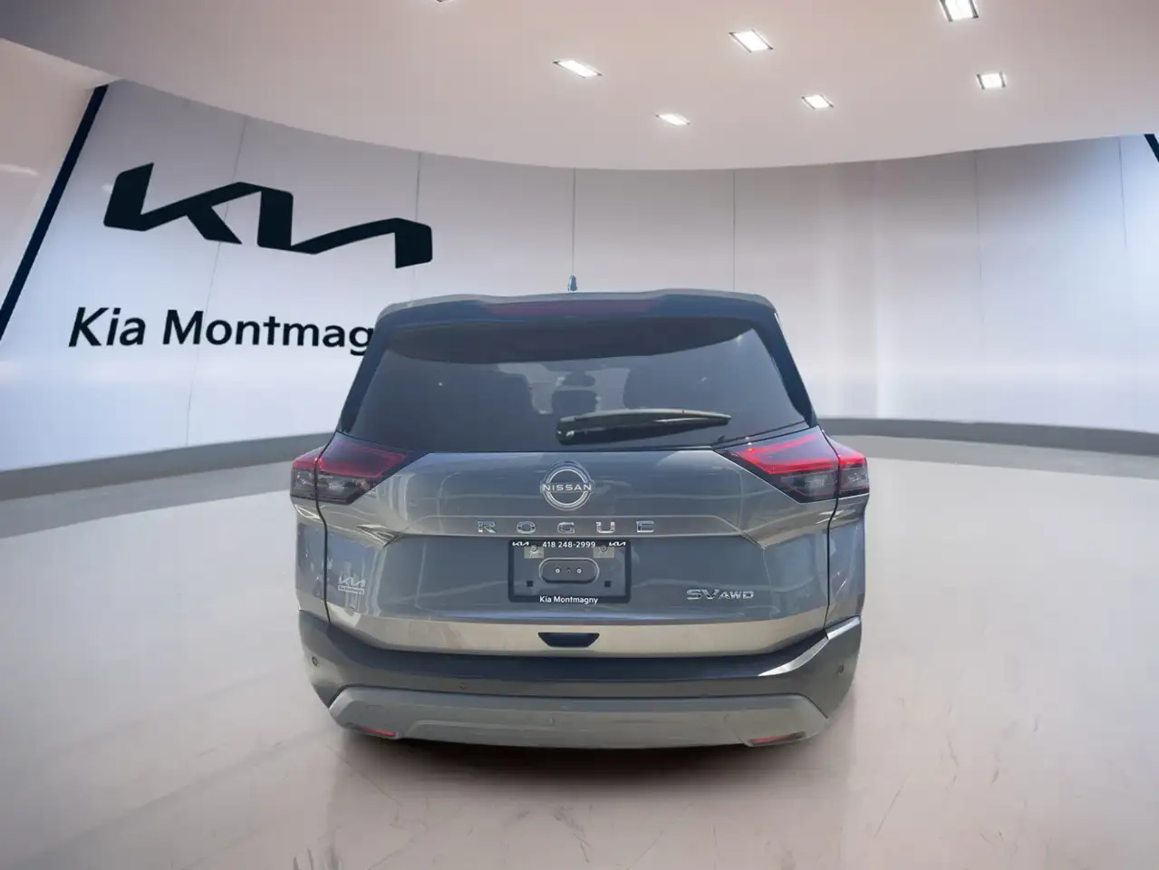 Nissan Rogue снимка Nissan Rogue