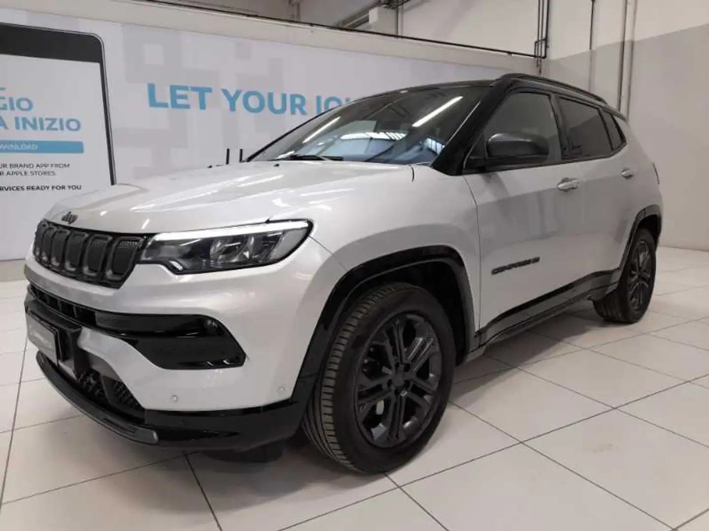 Jeep Compass 1.6 Multijet II 80 Anniversario Grau - 1