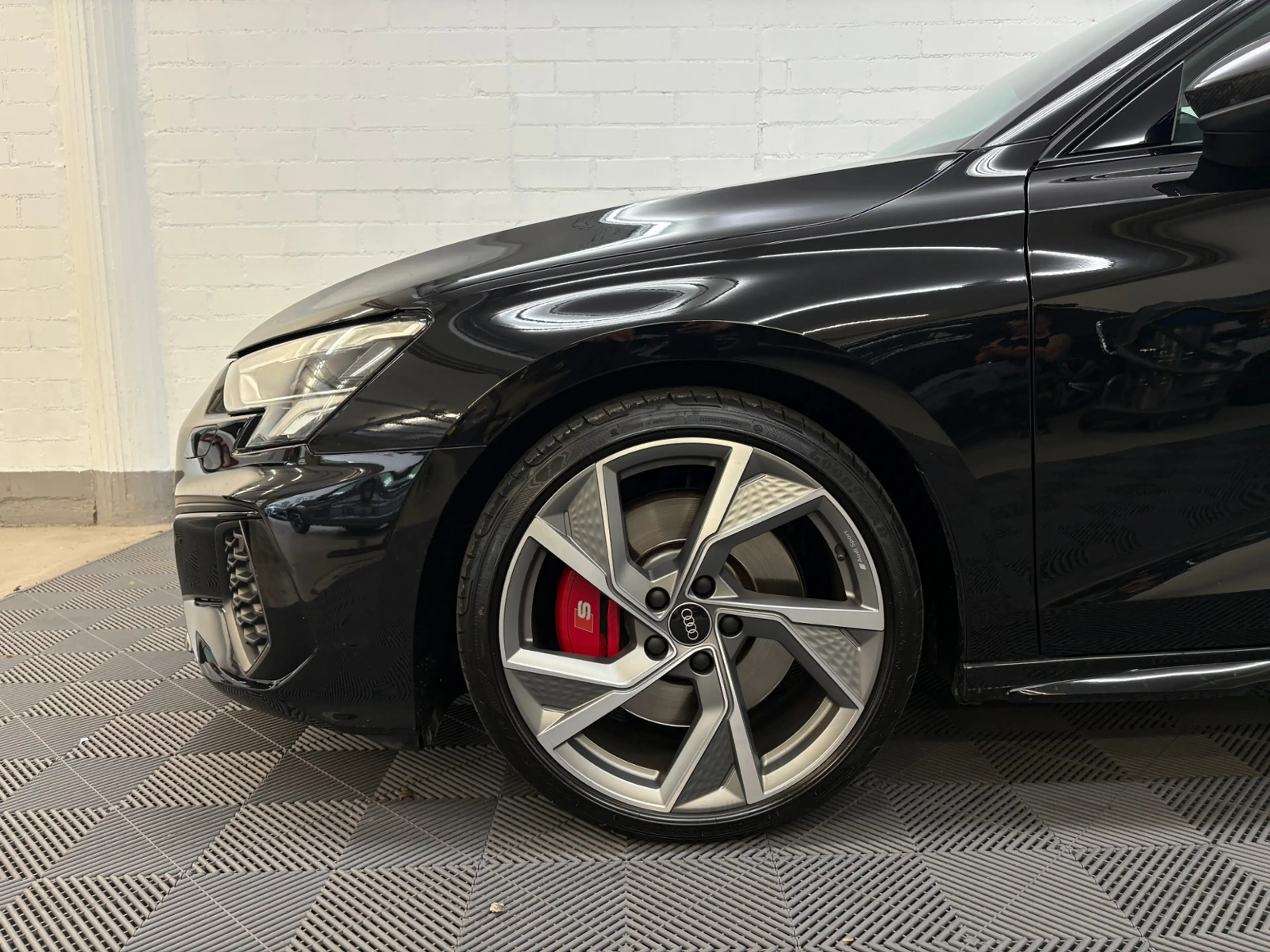 Audi S3 quattro 2.0 TFSI Sportback — photo 4