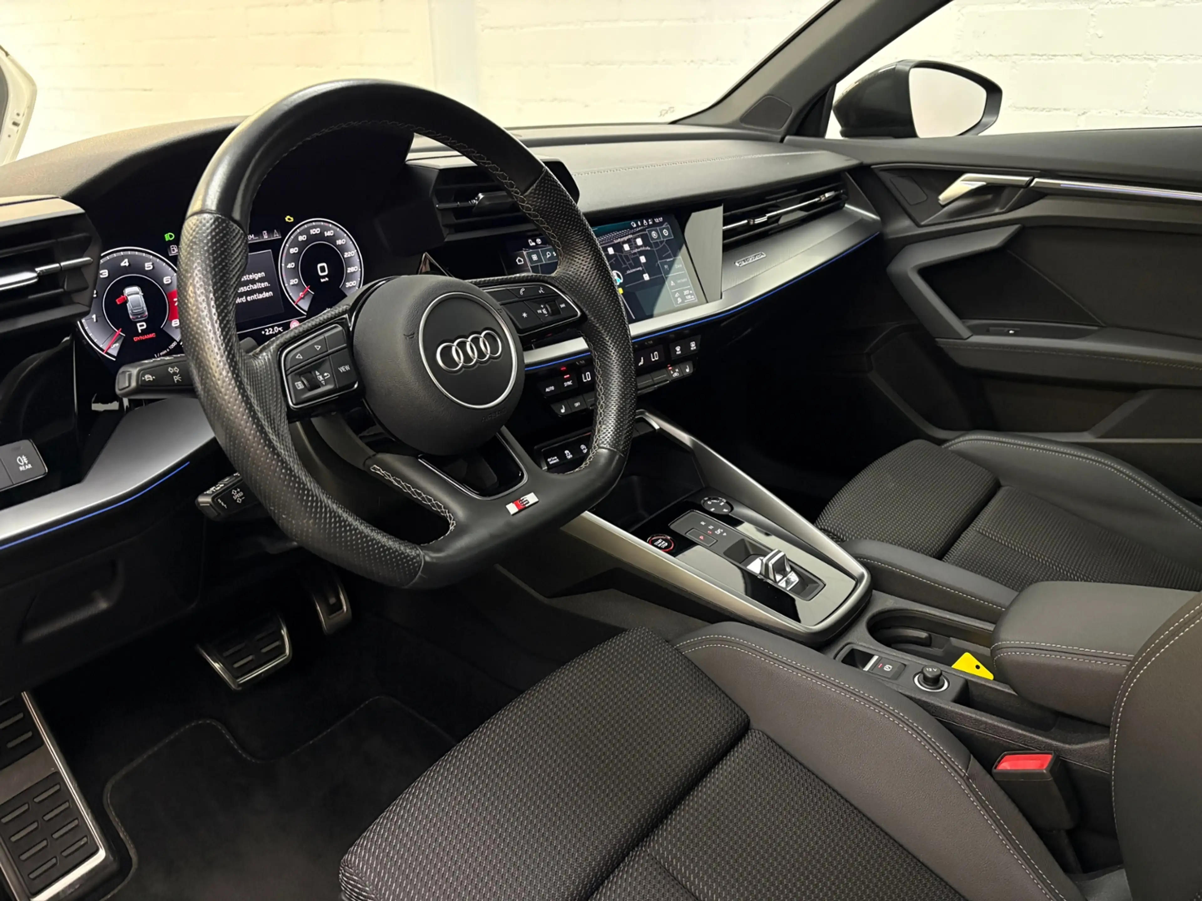 Audi S3 quattro 2.0 TFSI Sportback — photo 13